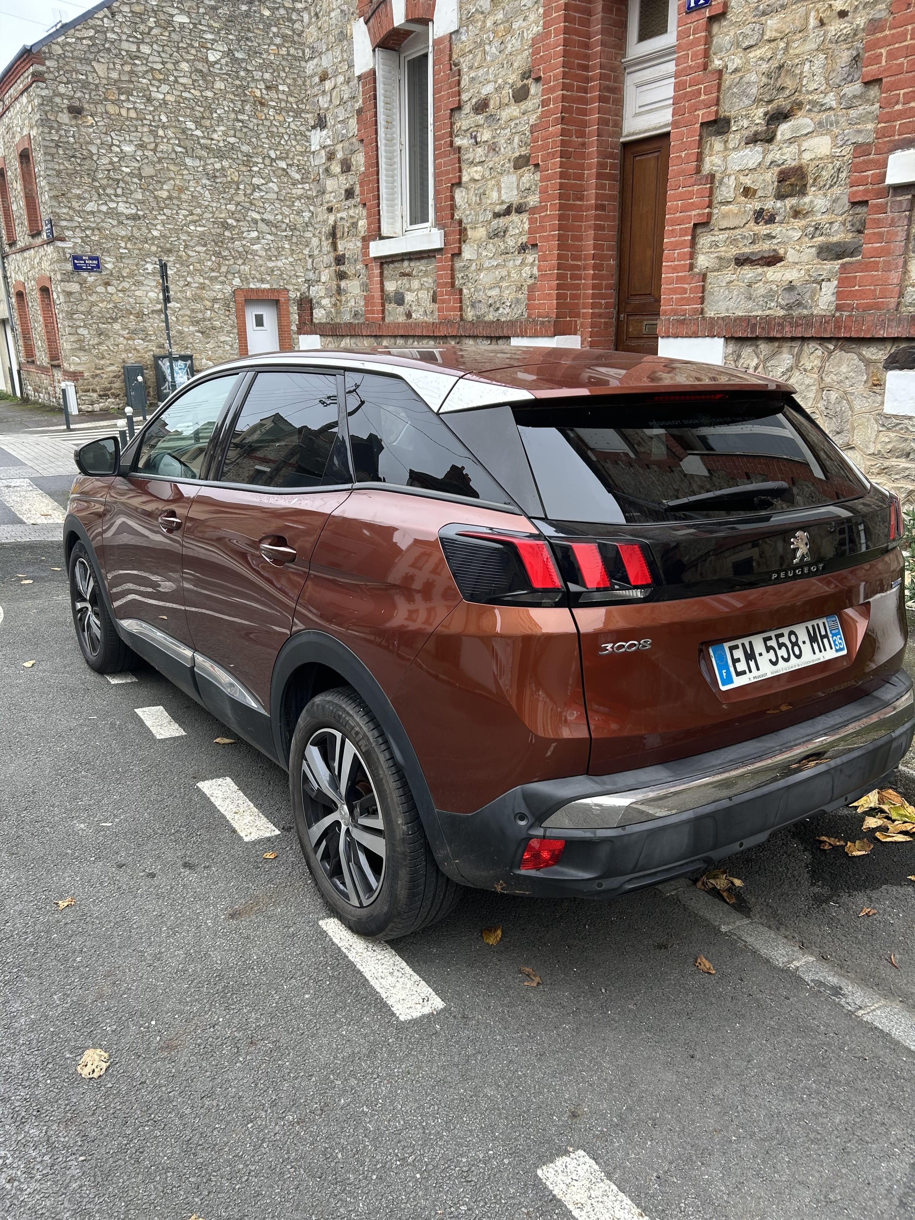 Peugeot 3008 avec GPS
