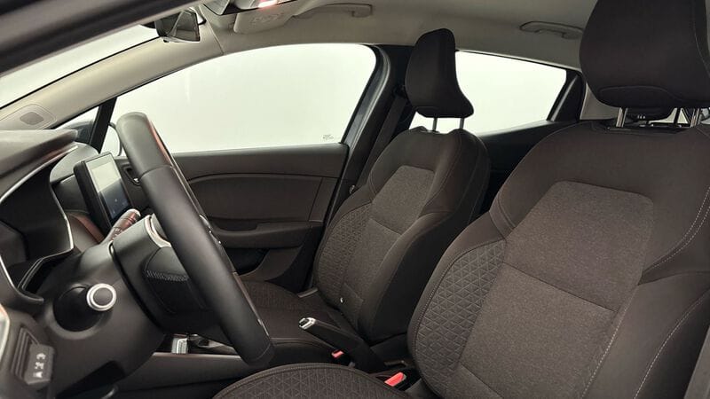 Renault Clio E-tech avec GPS