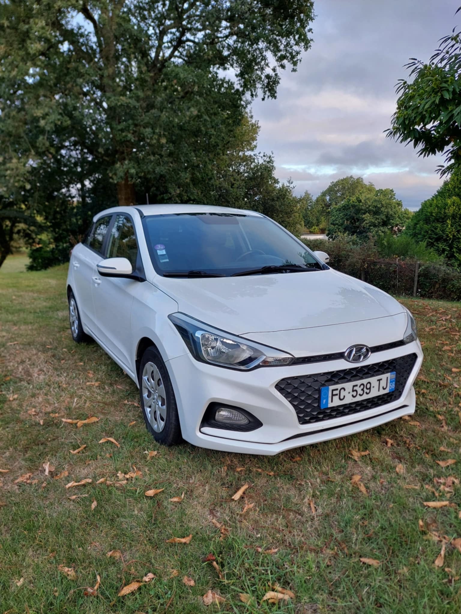 Hyundai i20 Essence, 2018, Essence 98
