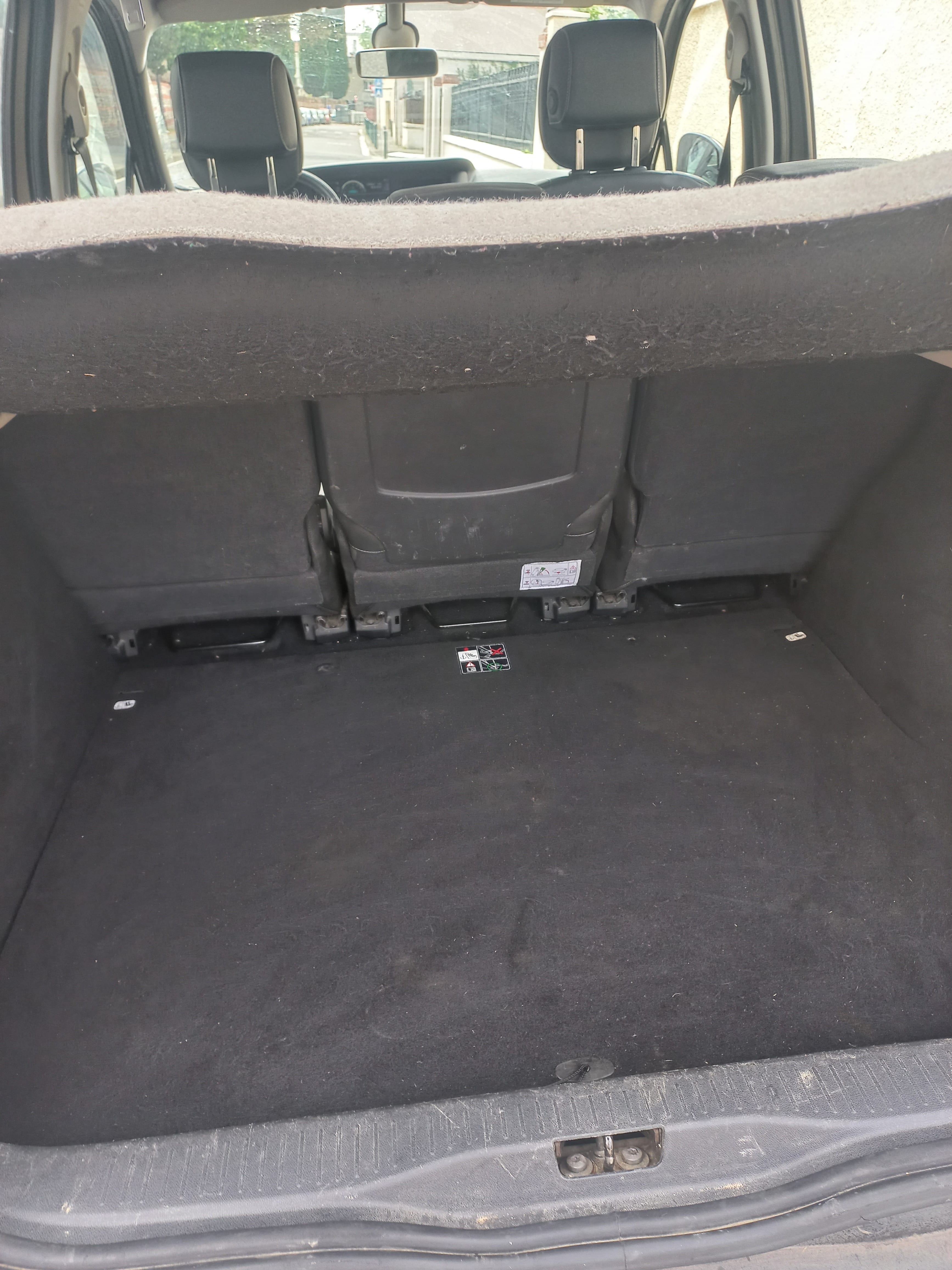 Renault Scenic 1.5 DCI 110 CV dynamique with Baby seat