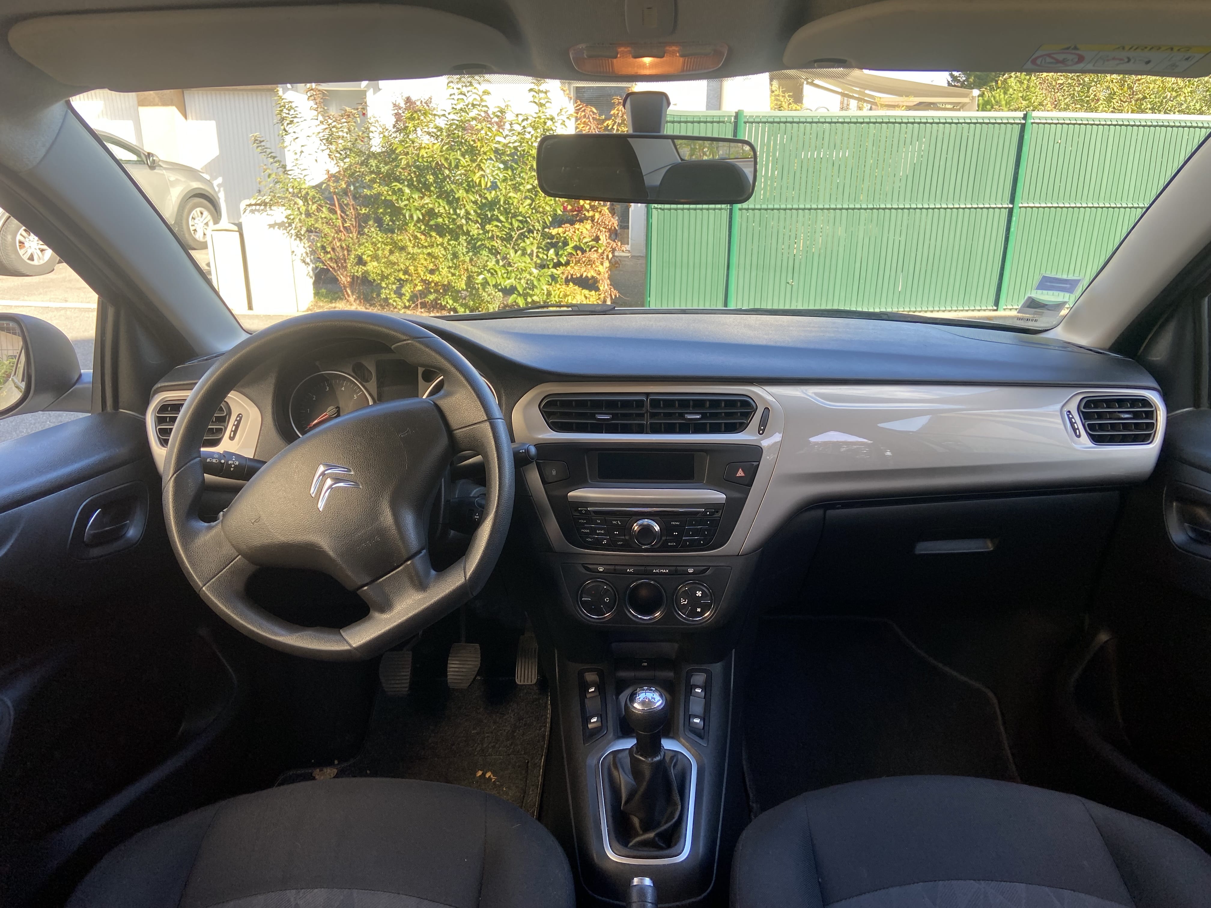 Citroen C-Elysée avec Pneus neige