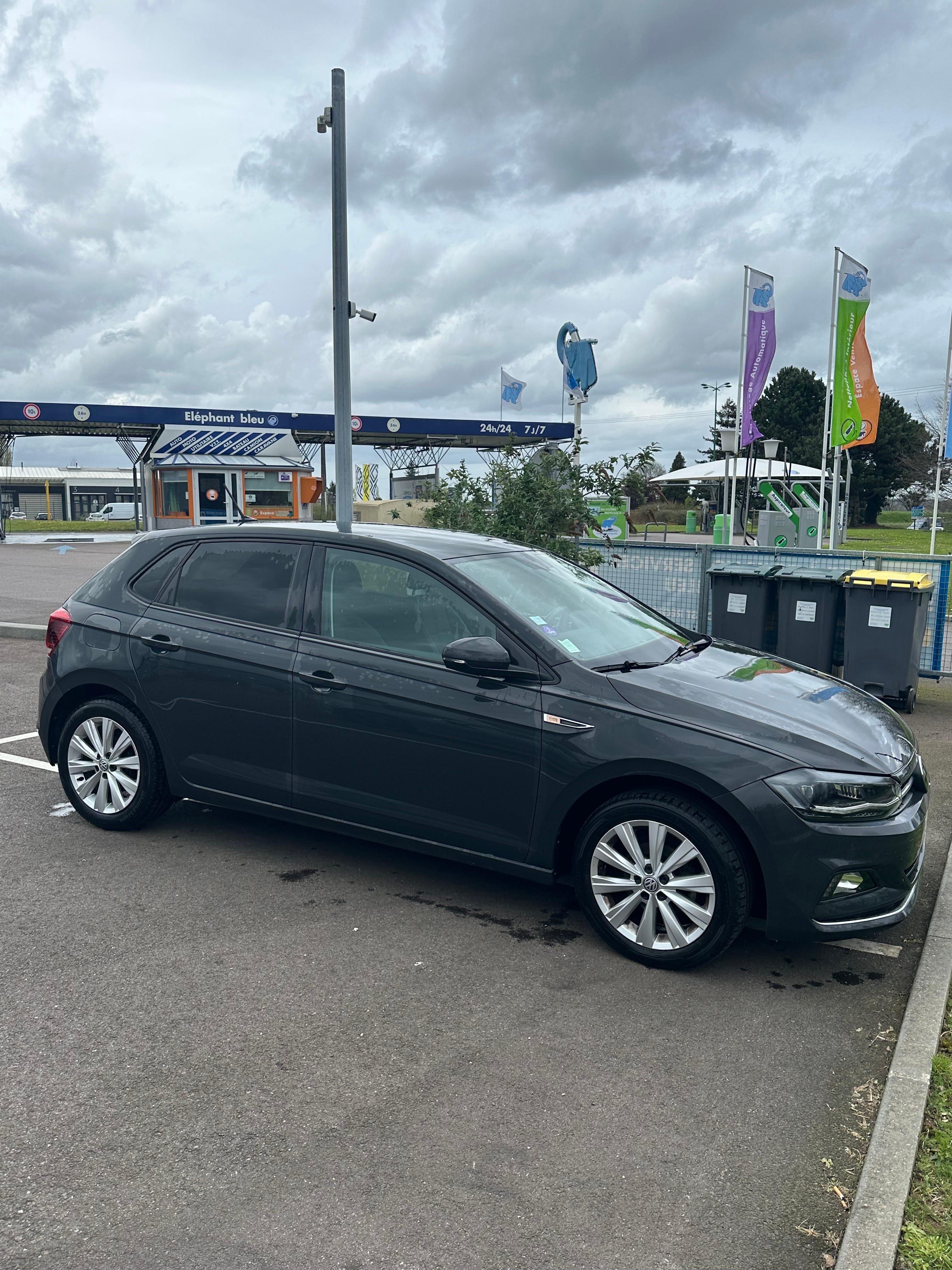 Volkswagen Polo avec Climatisation