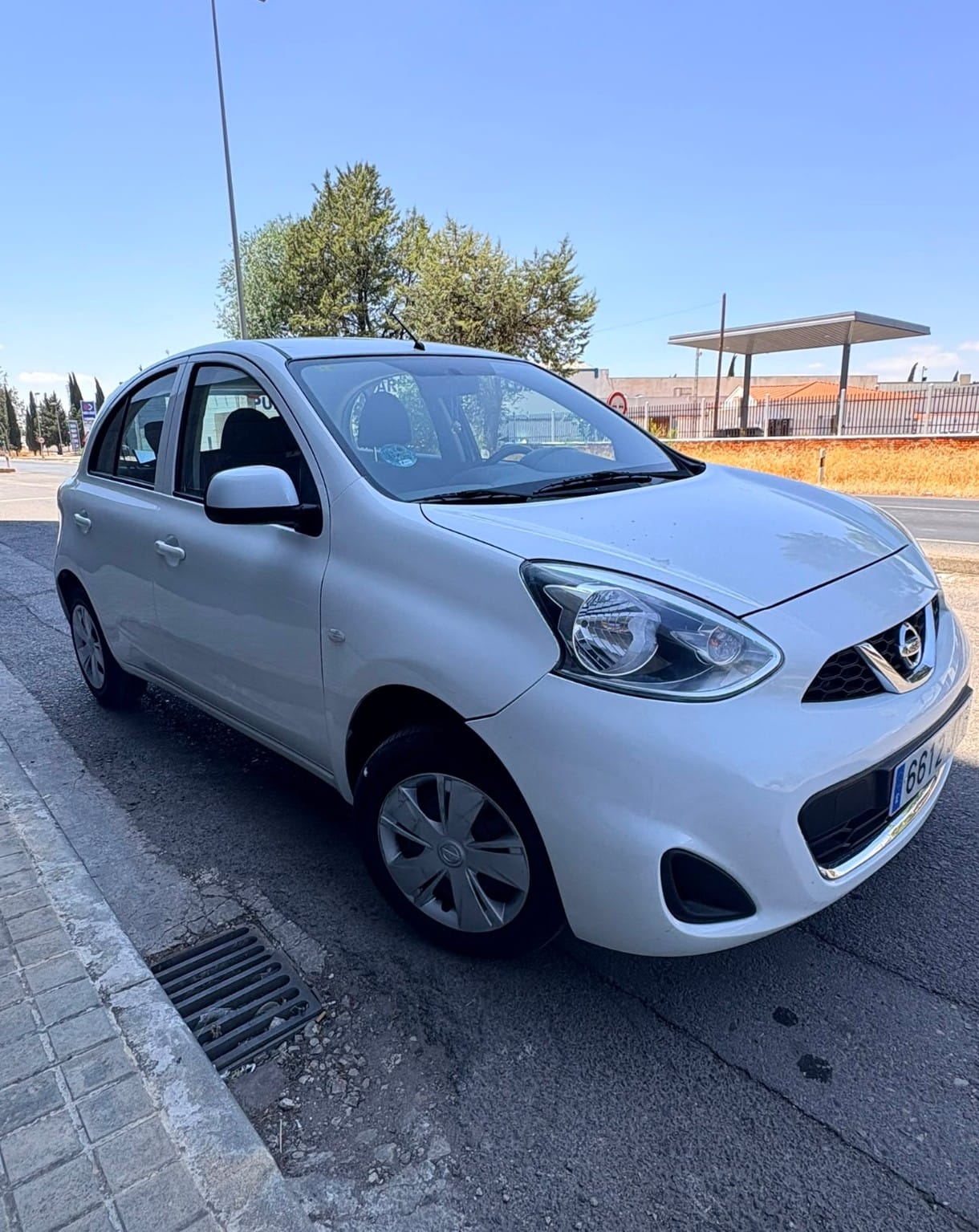 Nissan Micra avec Climatisation