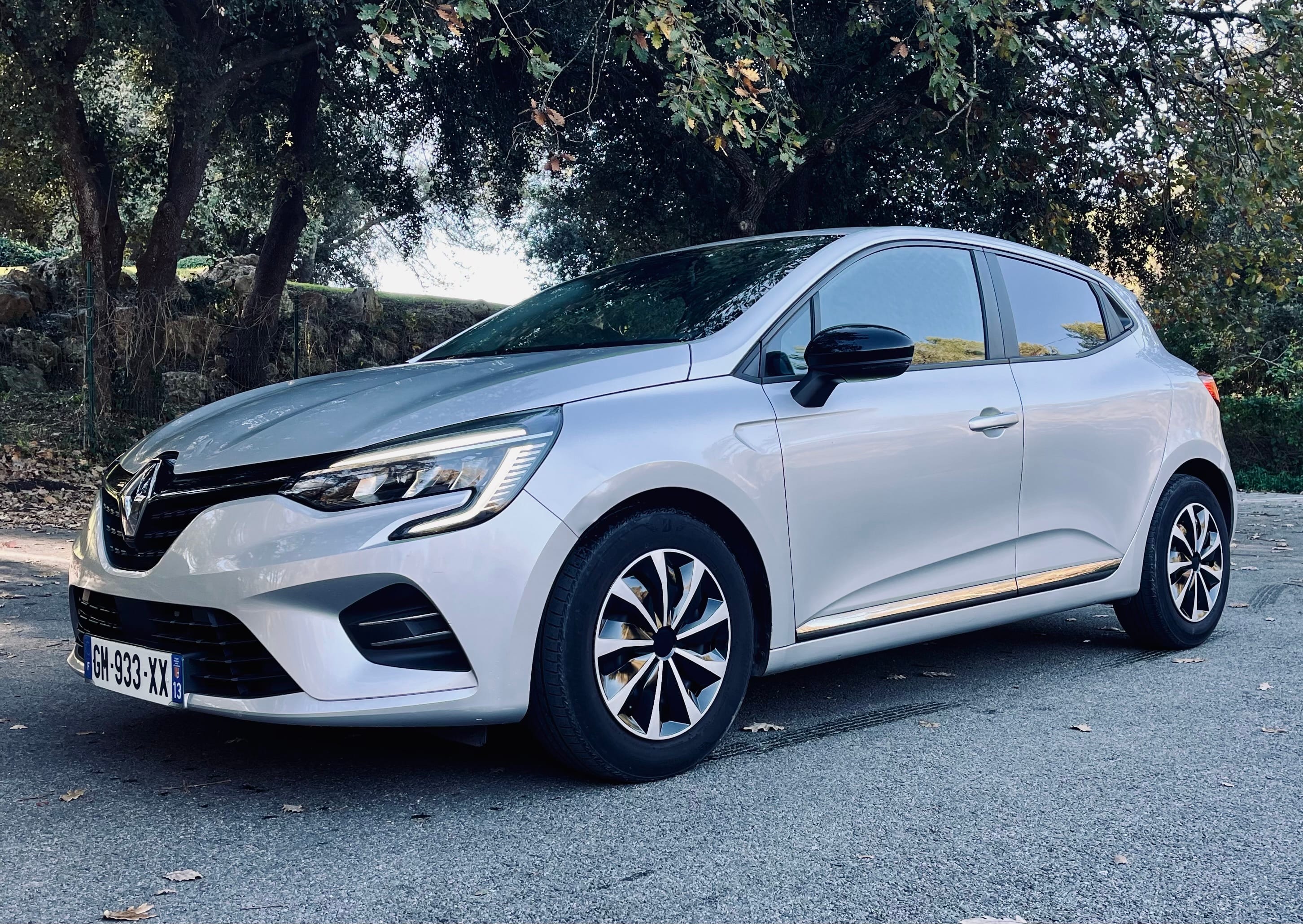 Renault Clio V Tce 90Ch EVOLUTION, 2023, Essence 98