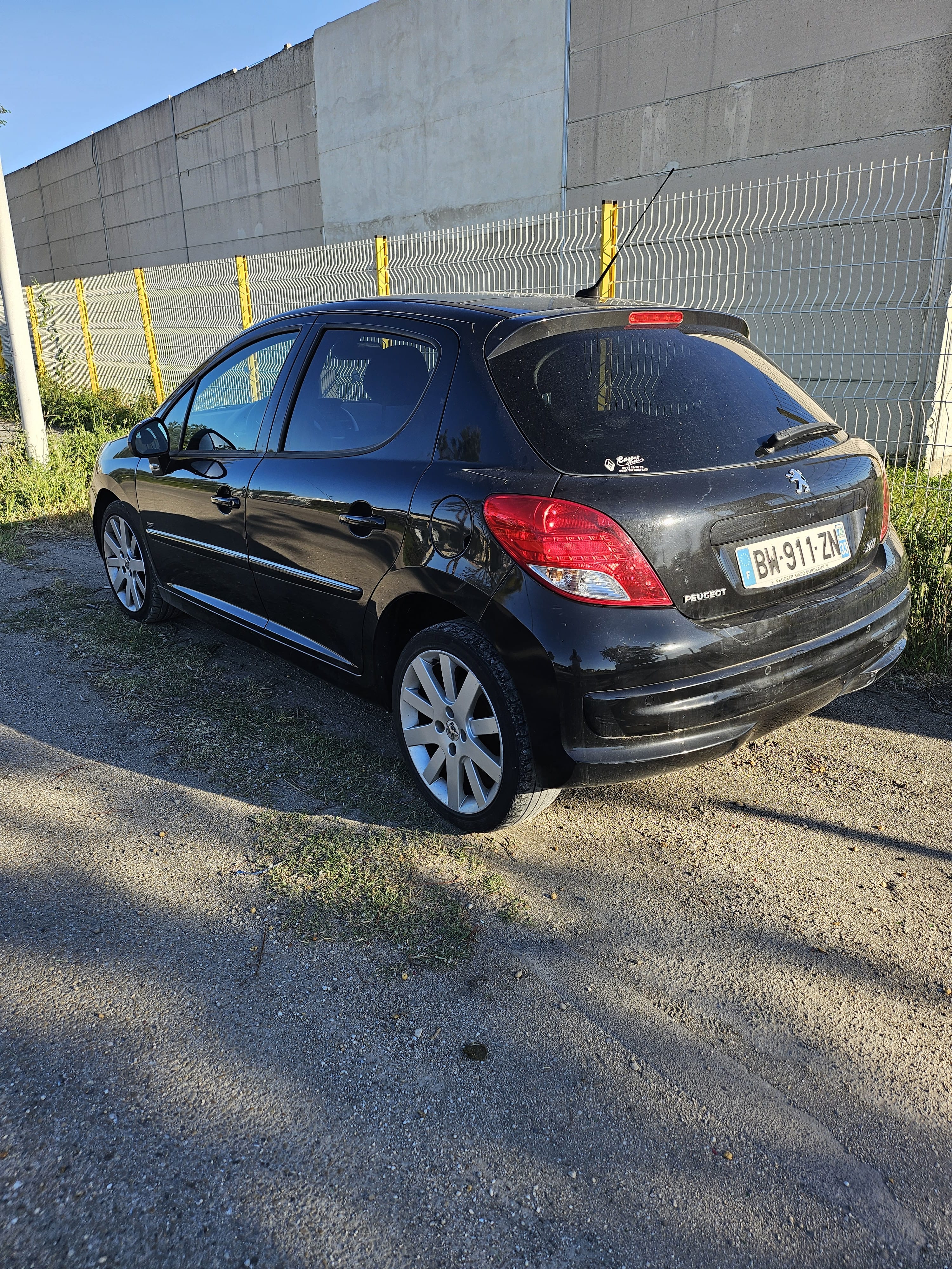 Peugeot 207