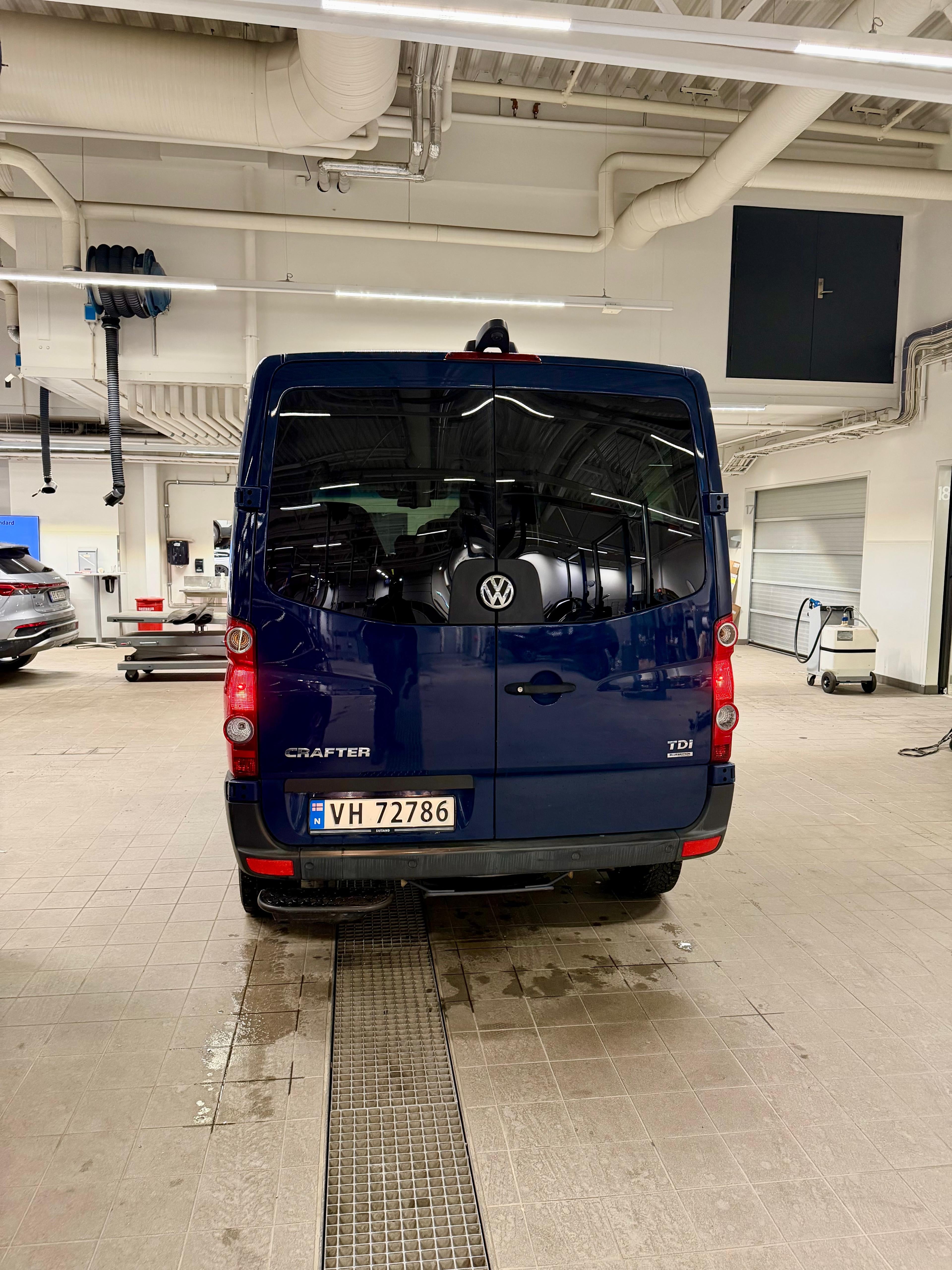 Volkswagen Crafter Combi mit Rückfahrkamera