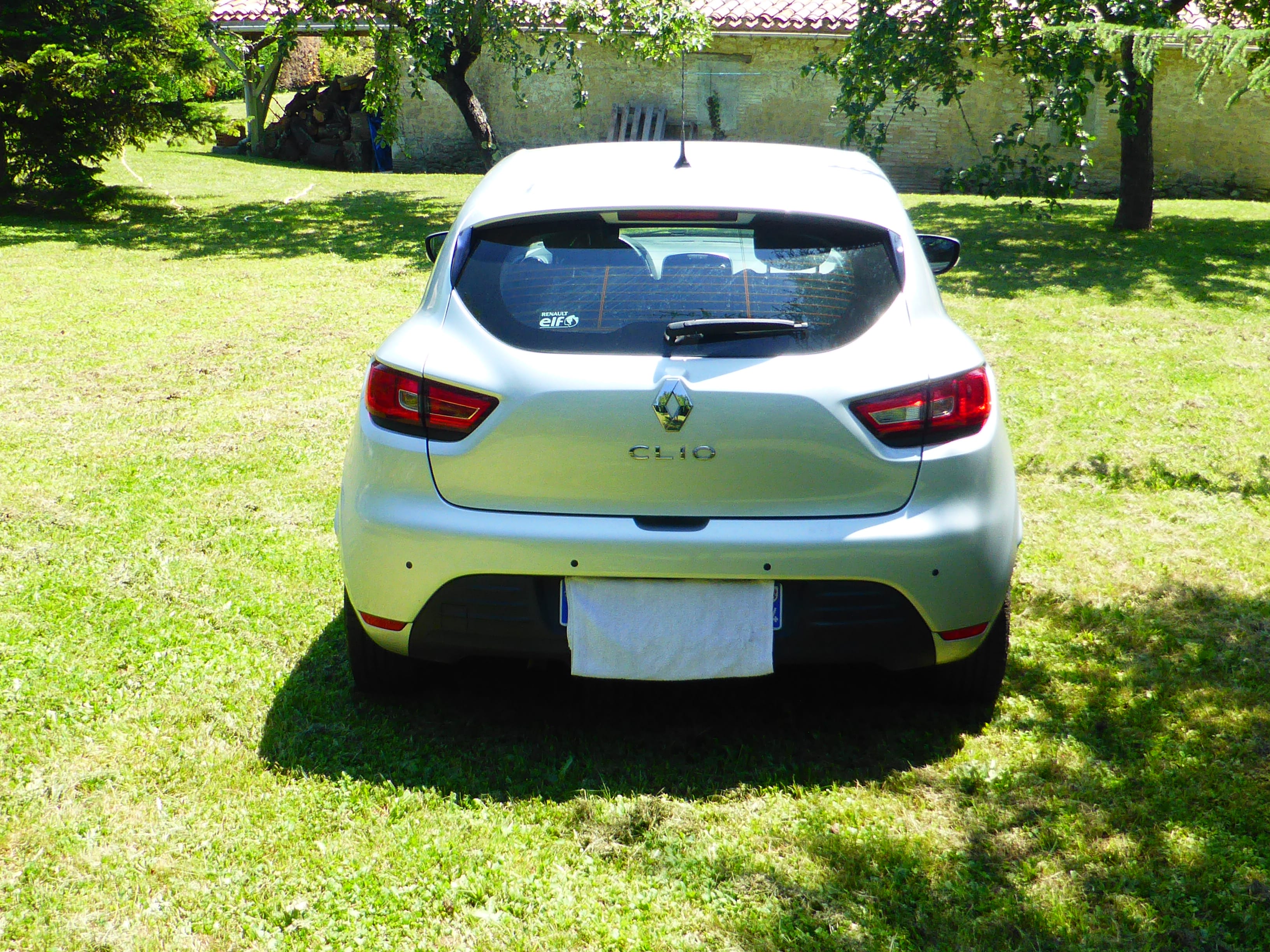 Renault Clio E85 GRISE 90ch