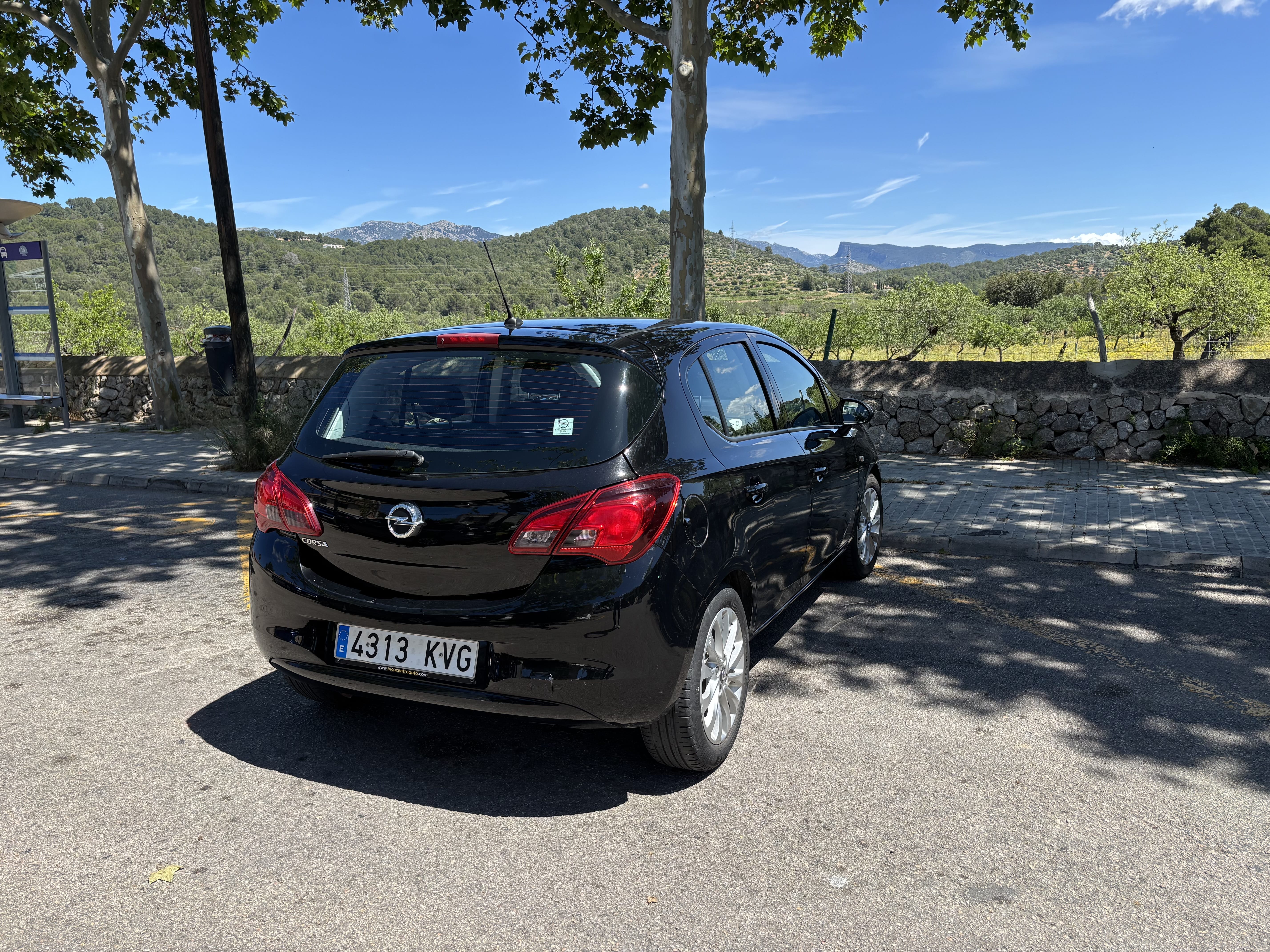 Opel Corsa-E 1,4 gasolina con Radio 