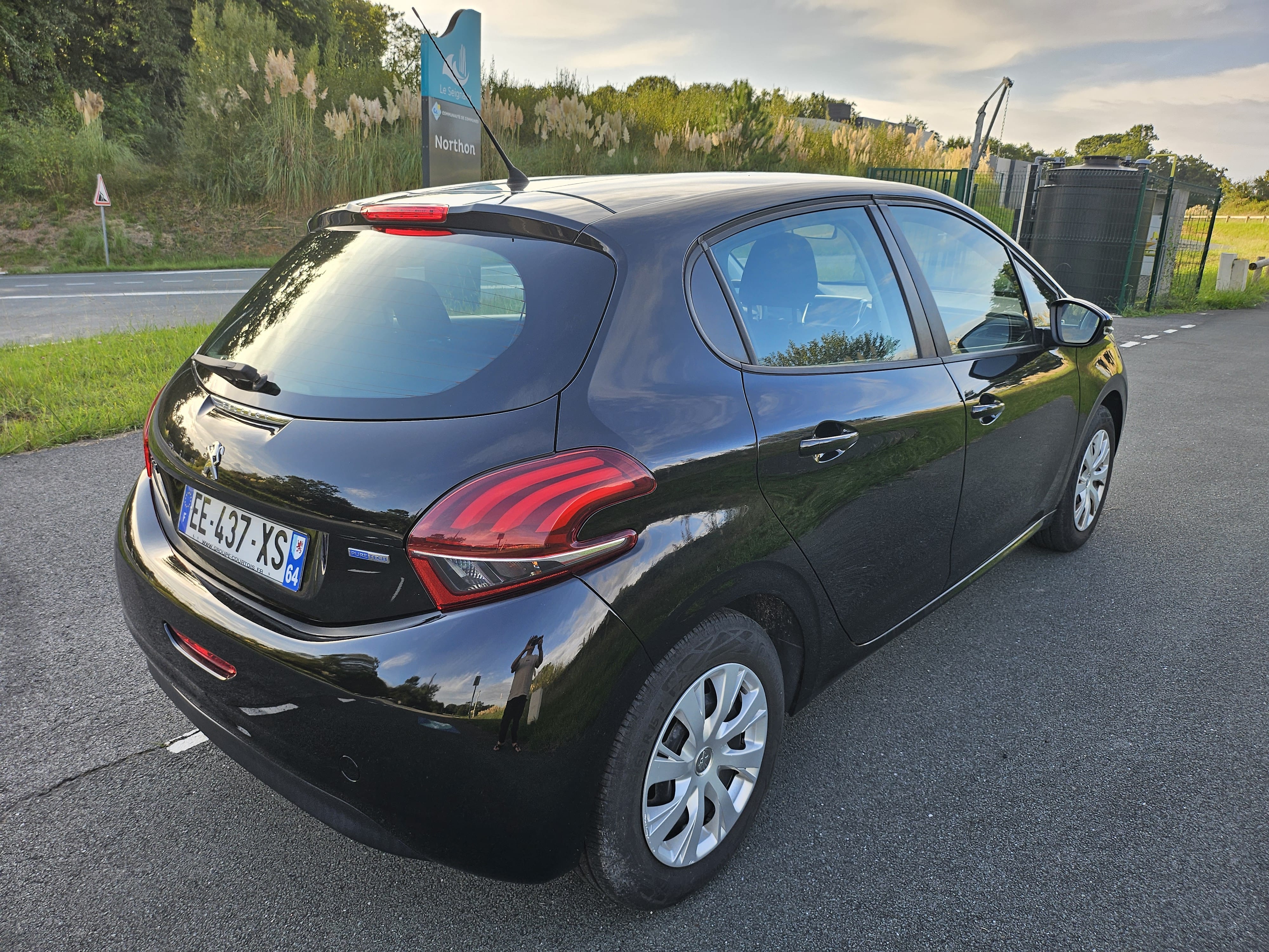 Peugeot 208 avec Régulateur de vitesse