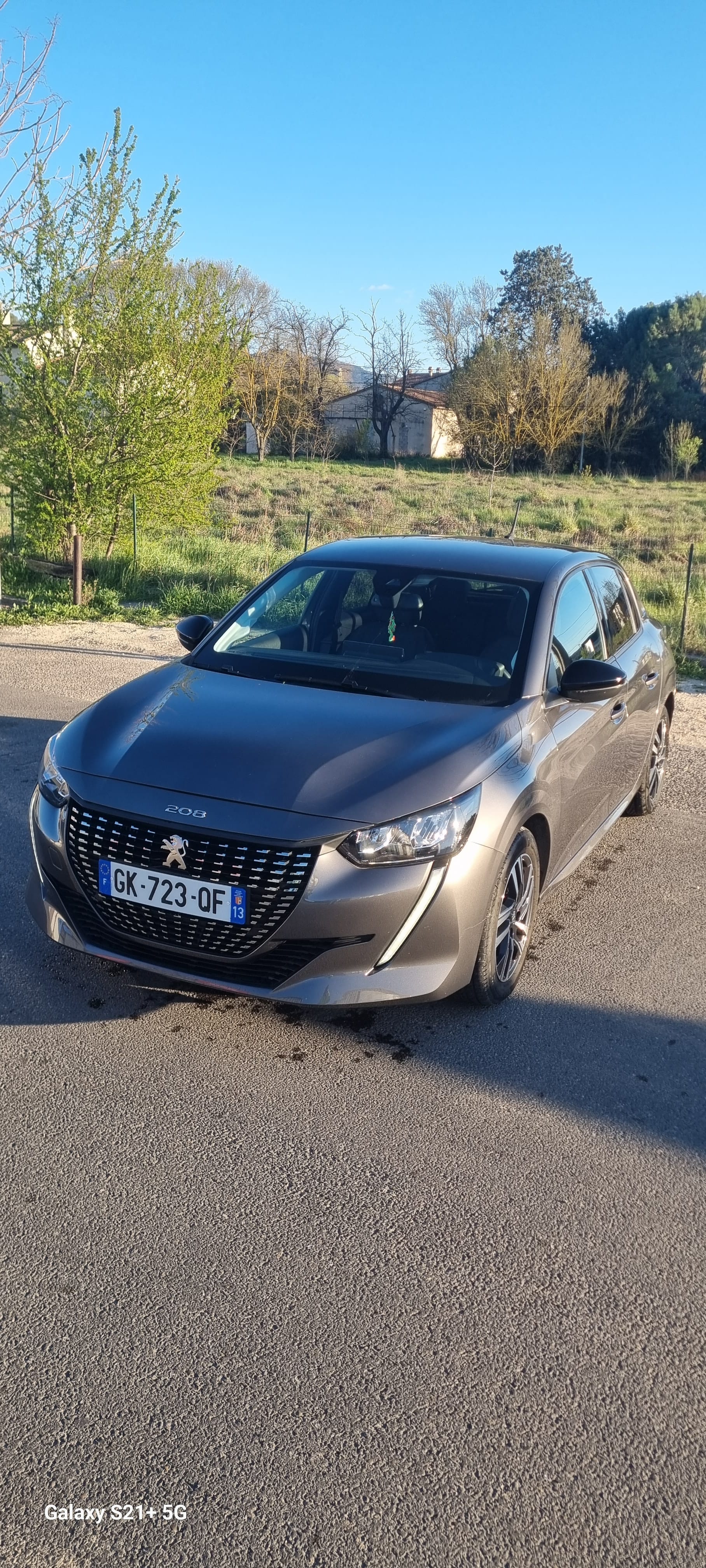 Peugeot 208 1.2 pertech, 2022, Essence 98