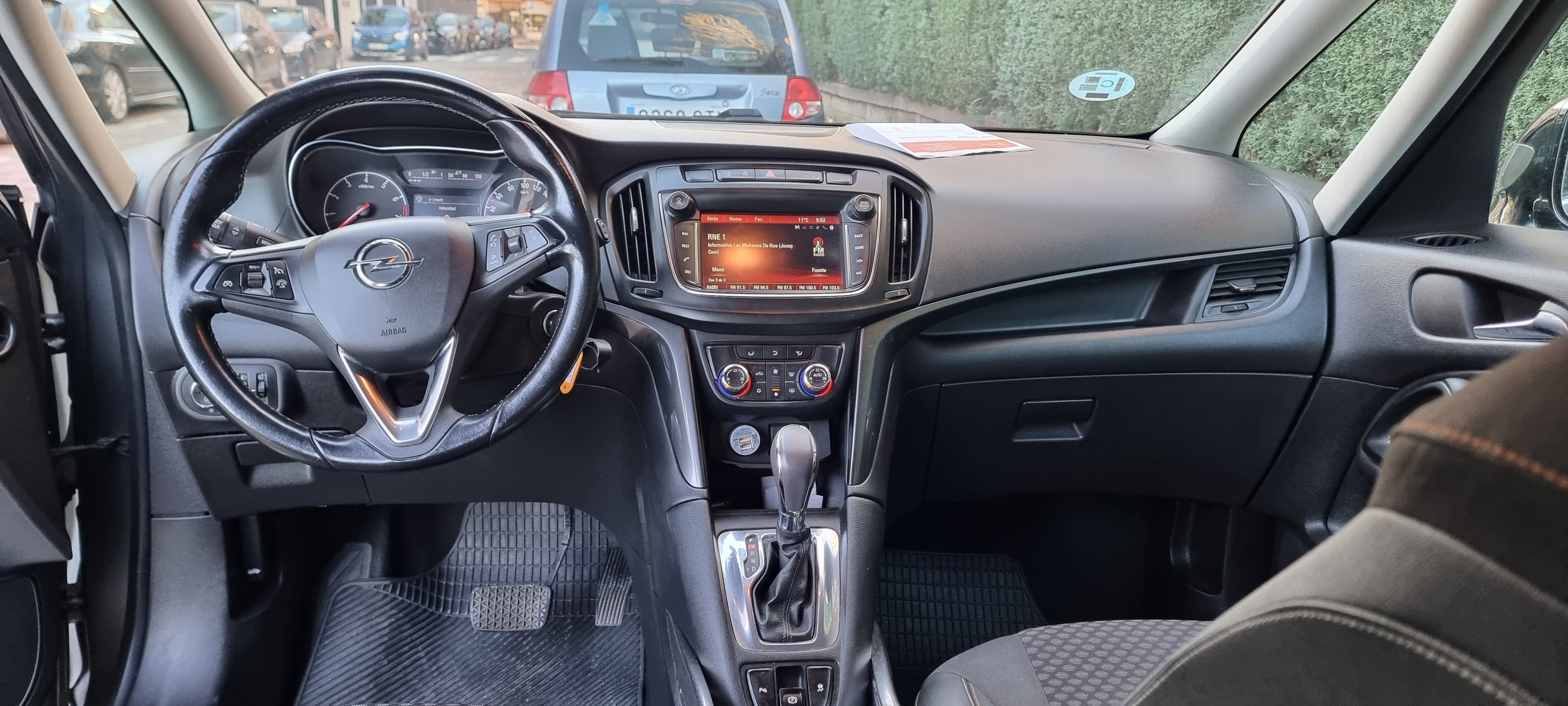 Opel Zafira Tourer con Control de velocidad