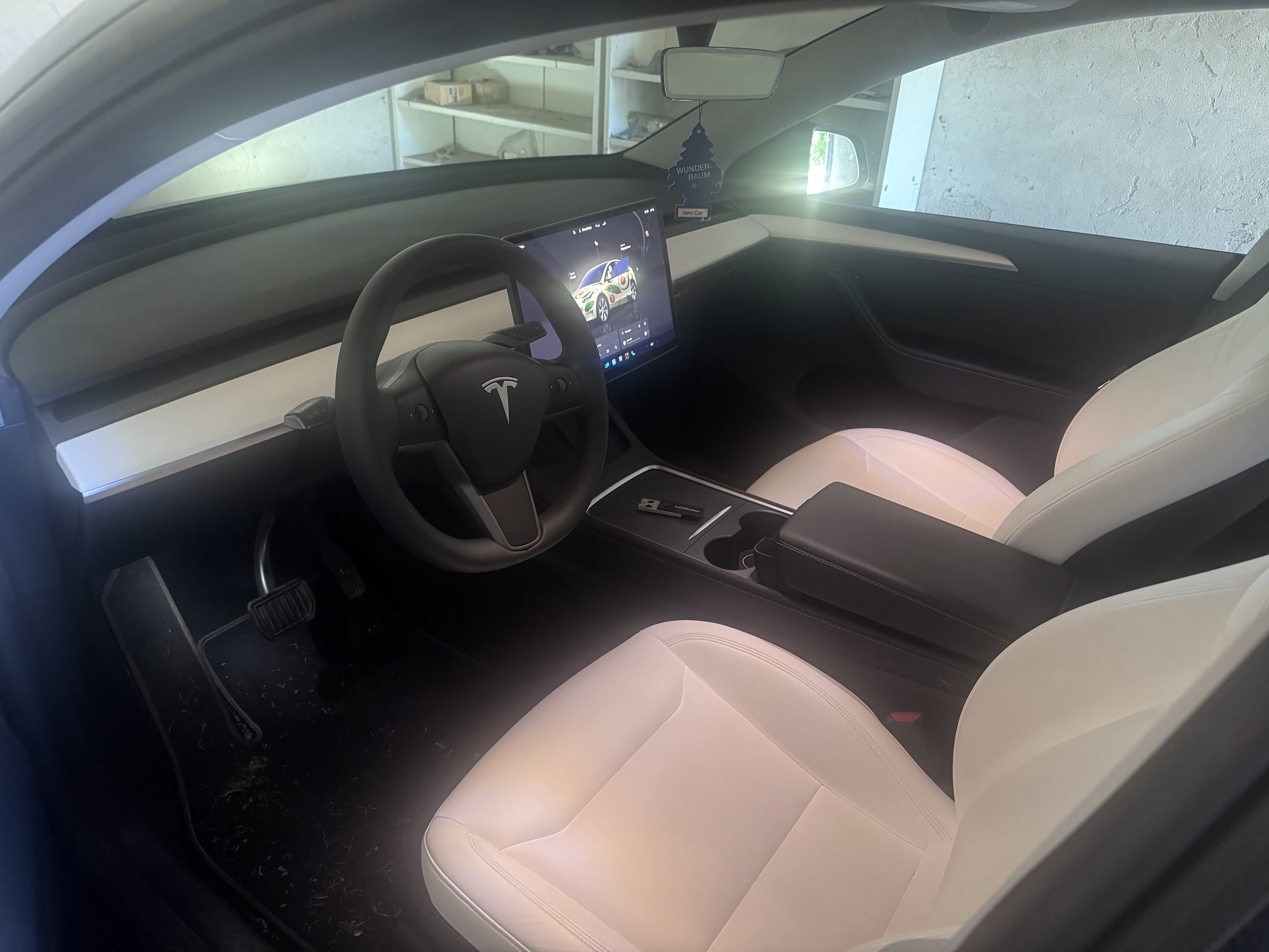Tesla Model Y Long Range med Ryggekamera