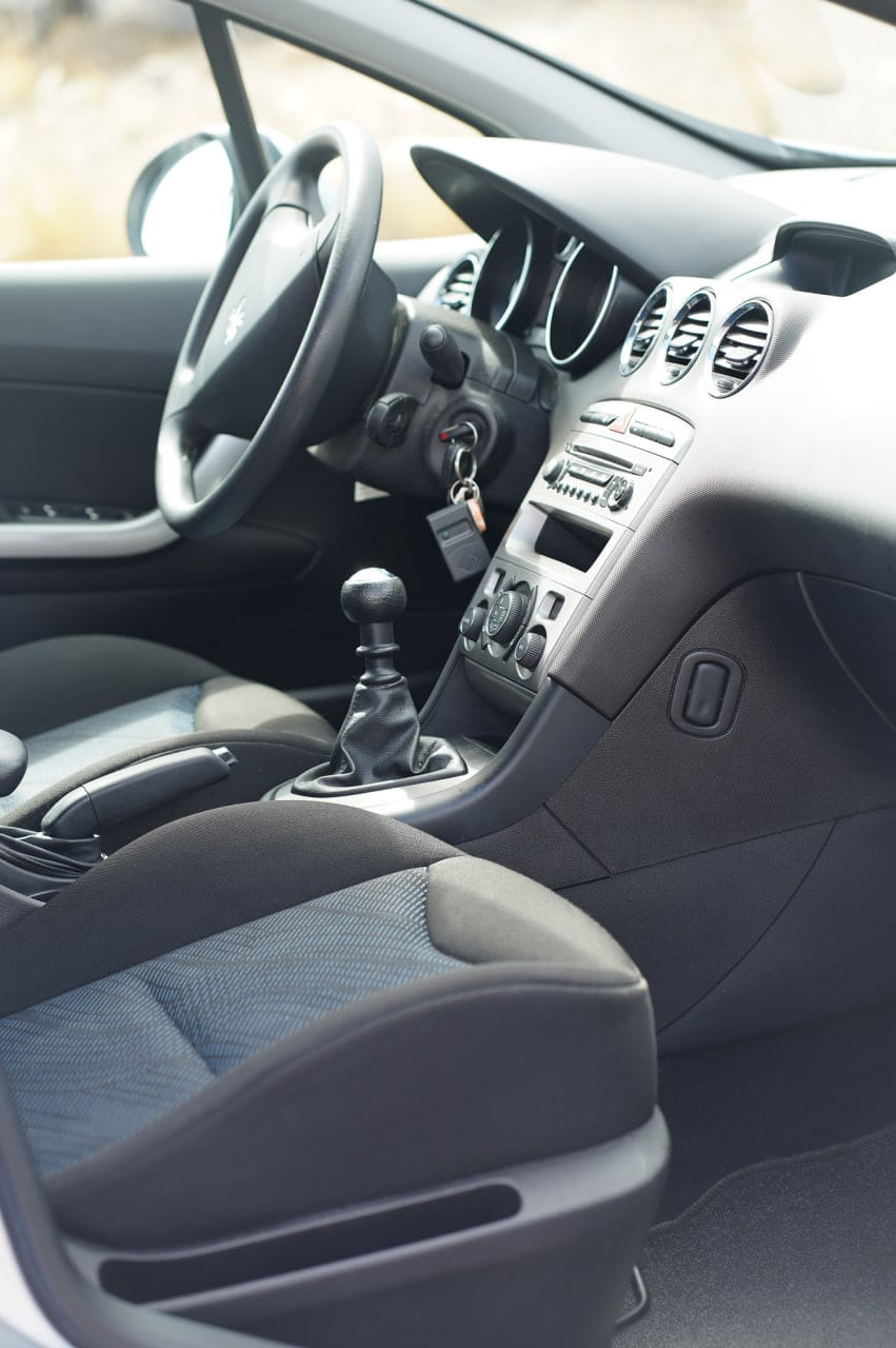 Peugeot 308 con Entrada de Audio/iPod