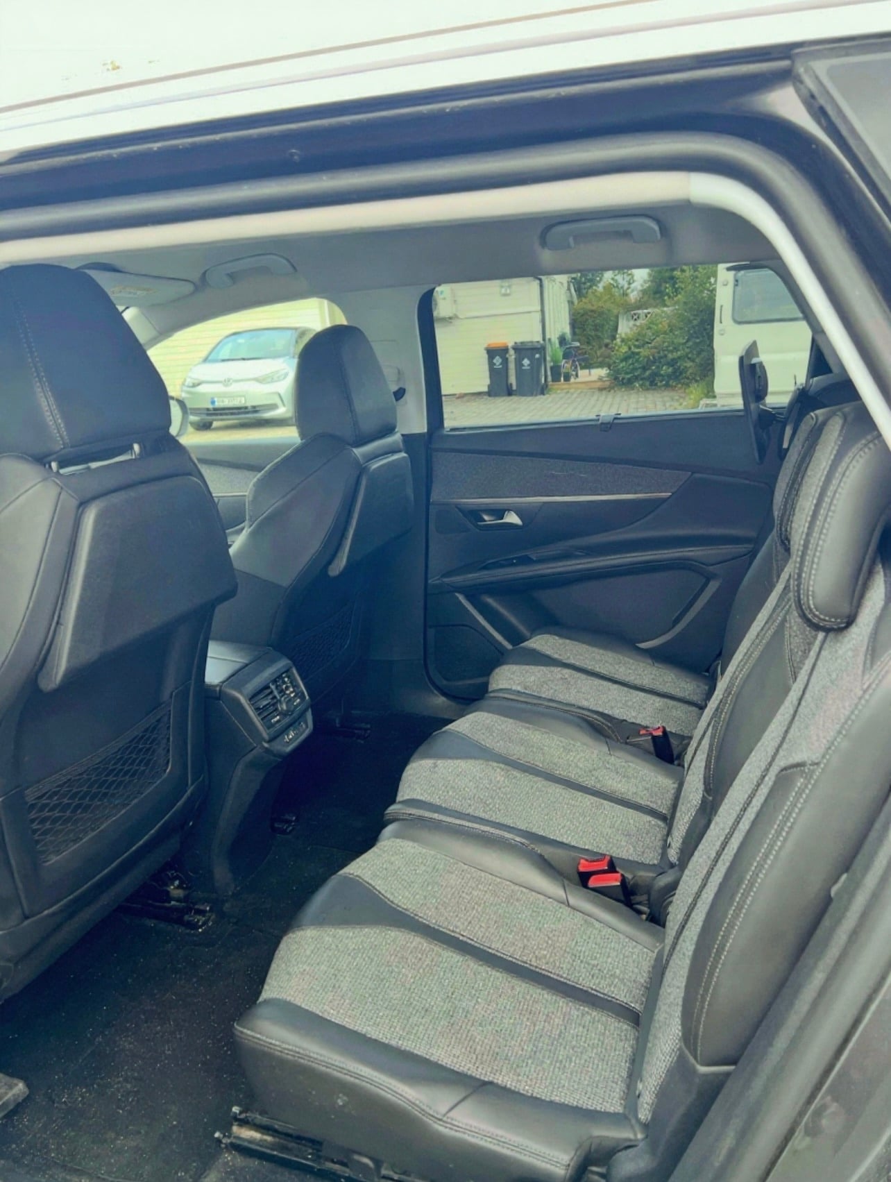 Peugeot 5008 con Puertos de carga USB
