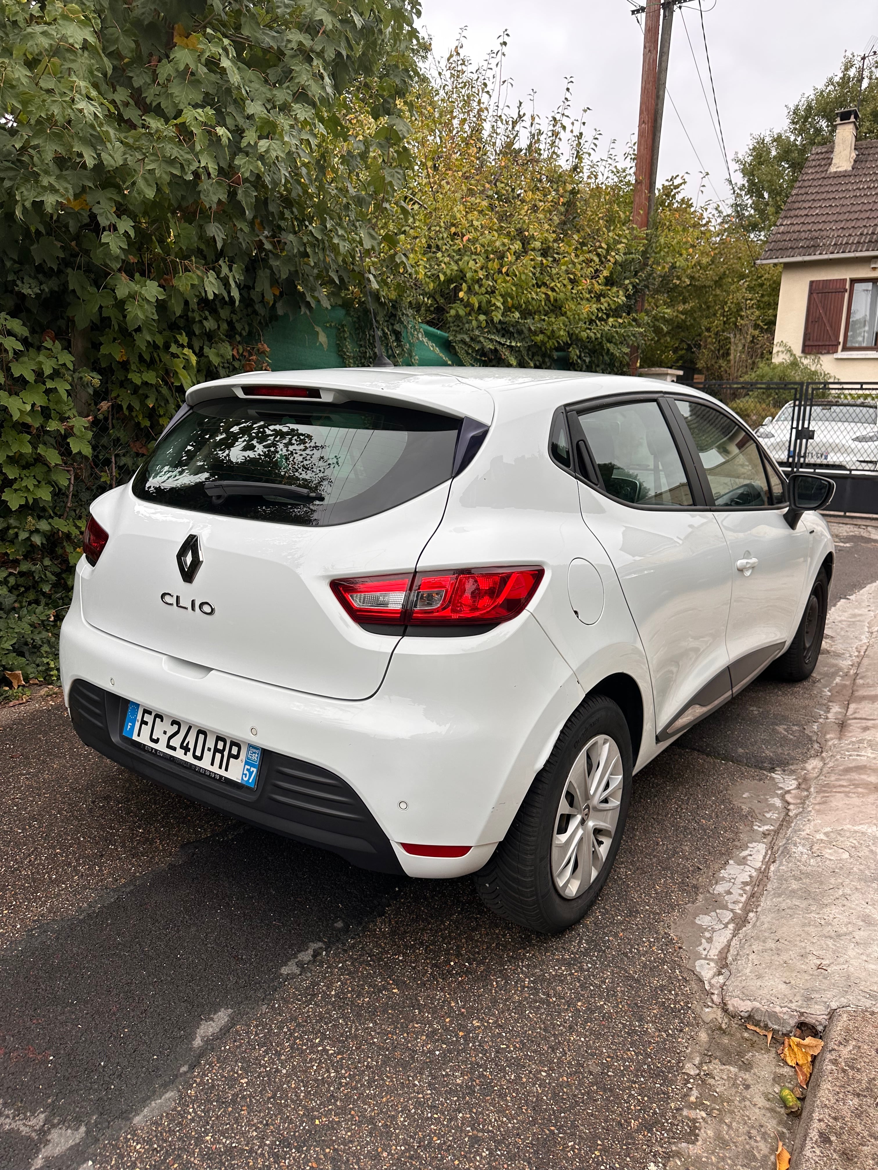 Renault Clio 4 0,9 tce avec Régulateur de vitesse
