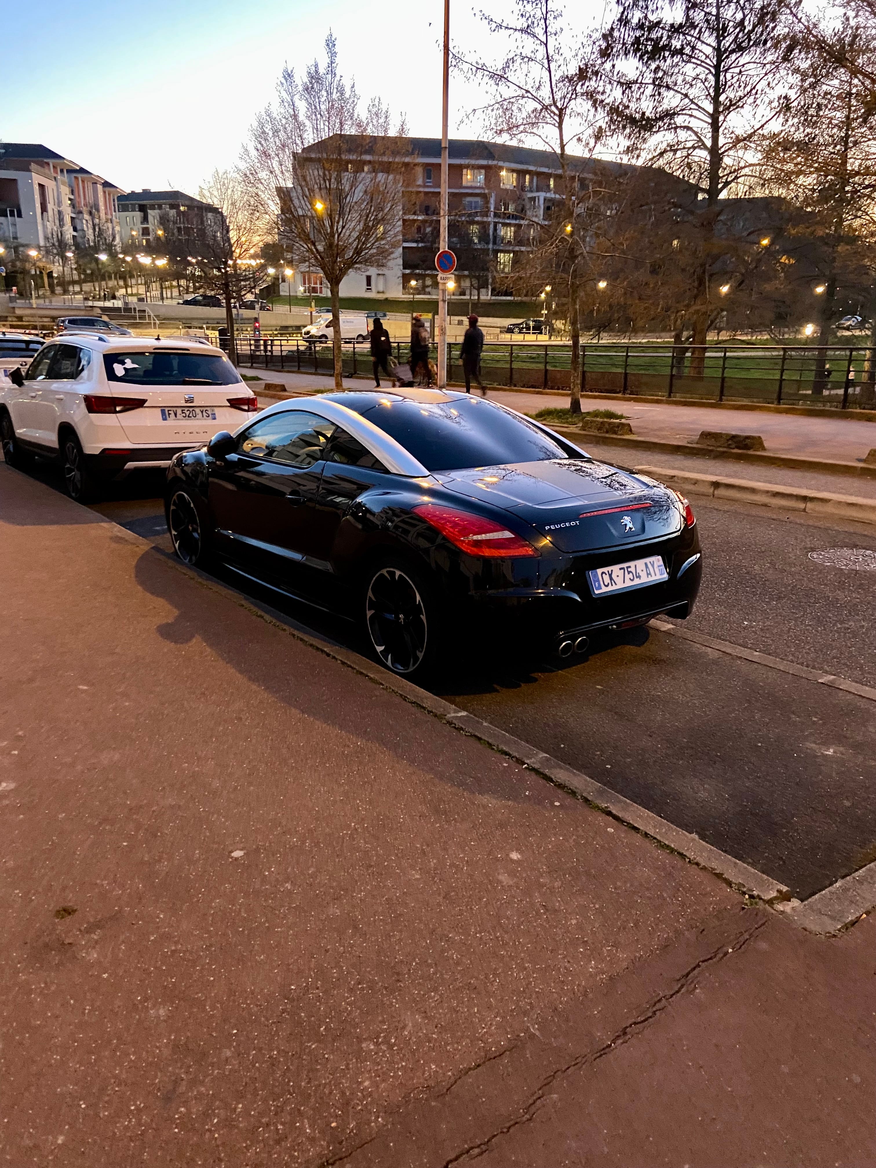 Peugeot RCZ avec GPS