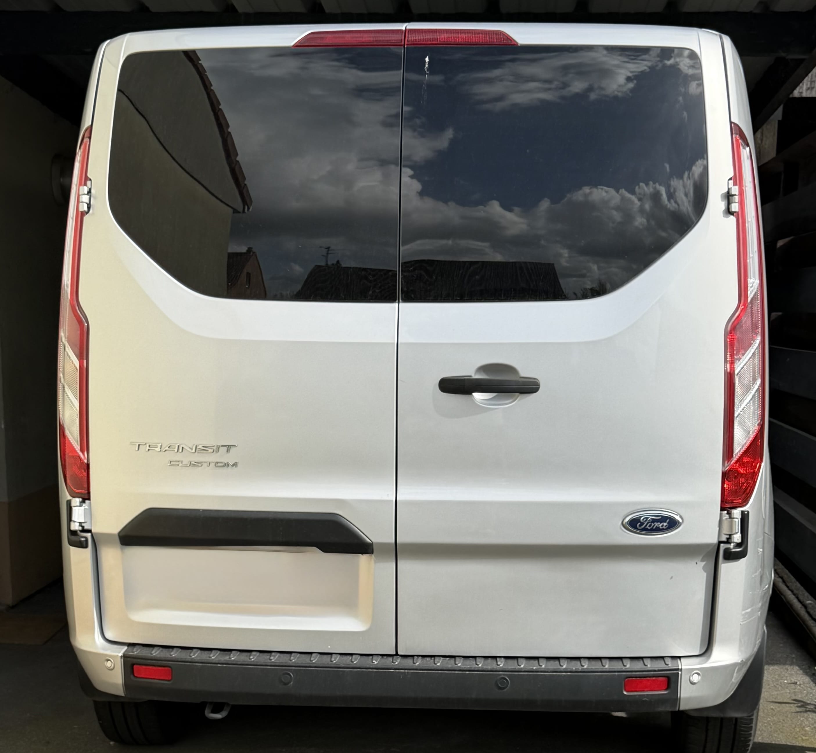 Ford Transit Custom Kombi avec Apple CarPlay