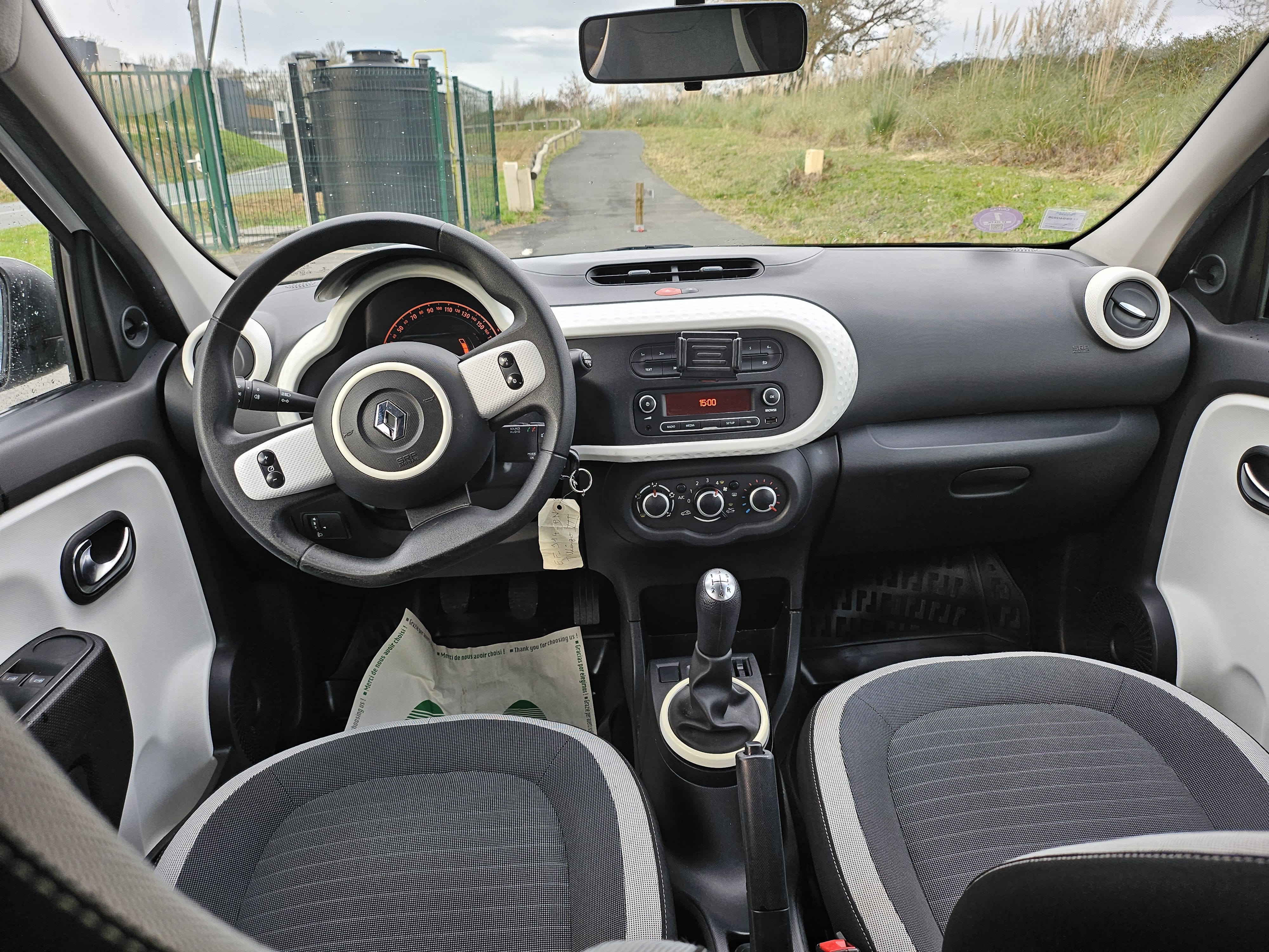 Renault Twingo with Audio / iPod input