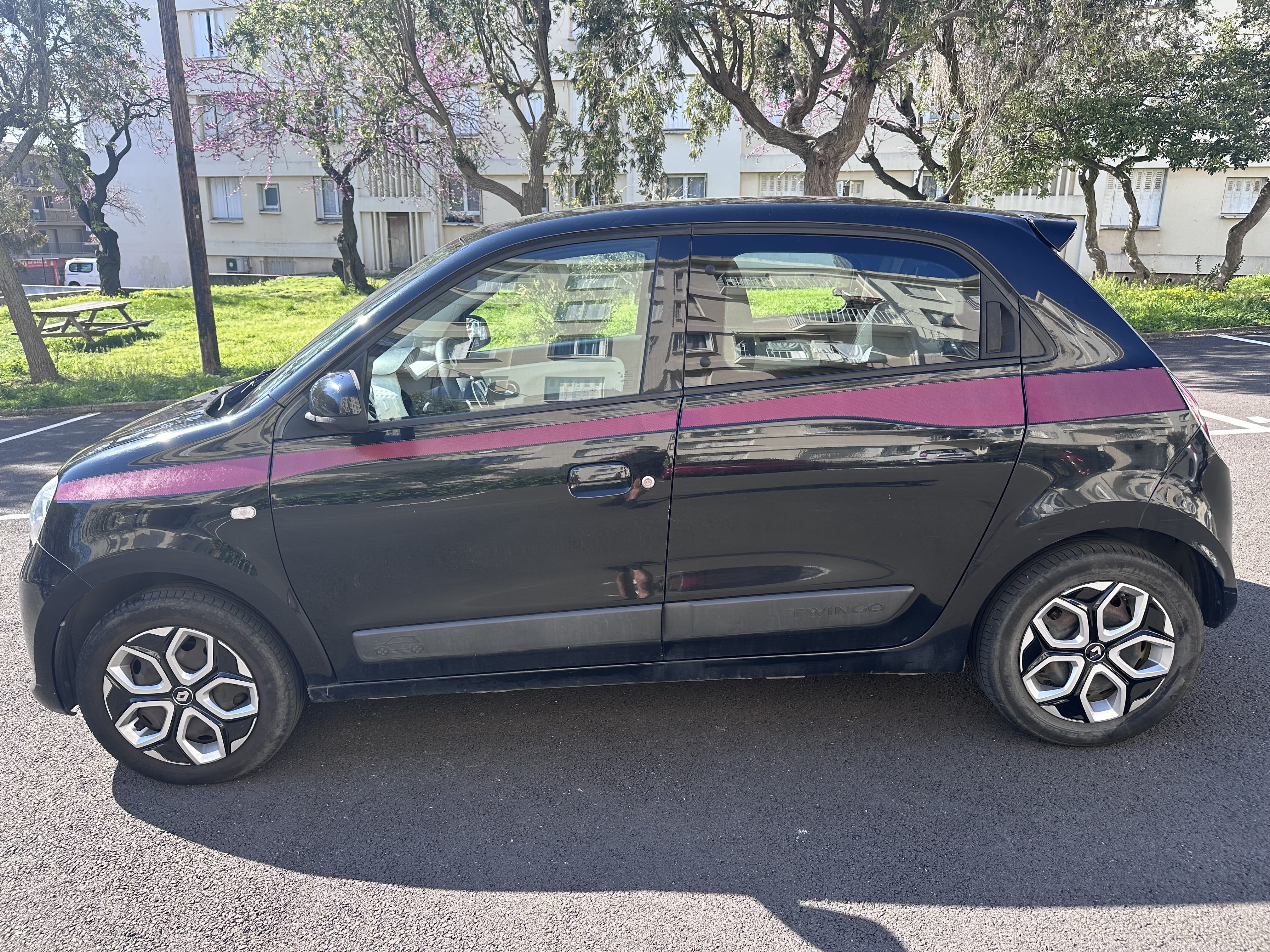 Renault Twingo III avec Climatisation