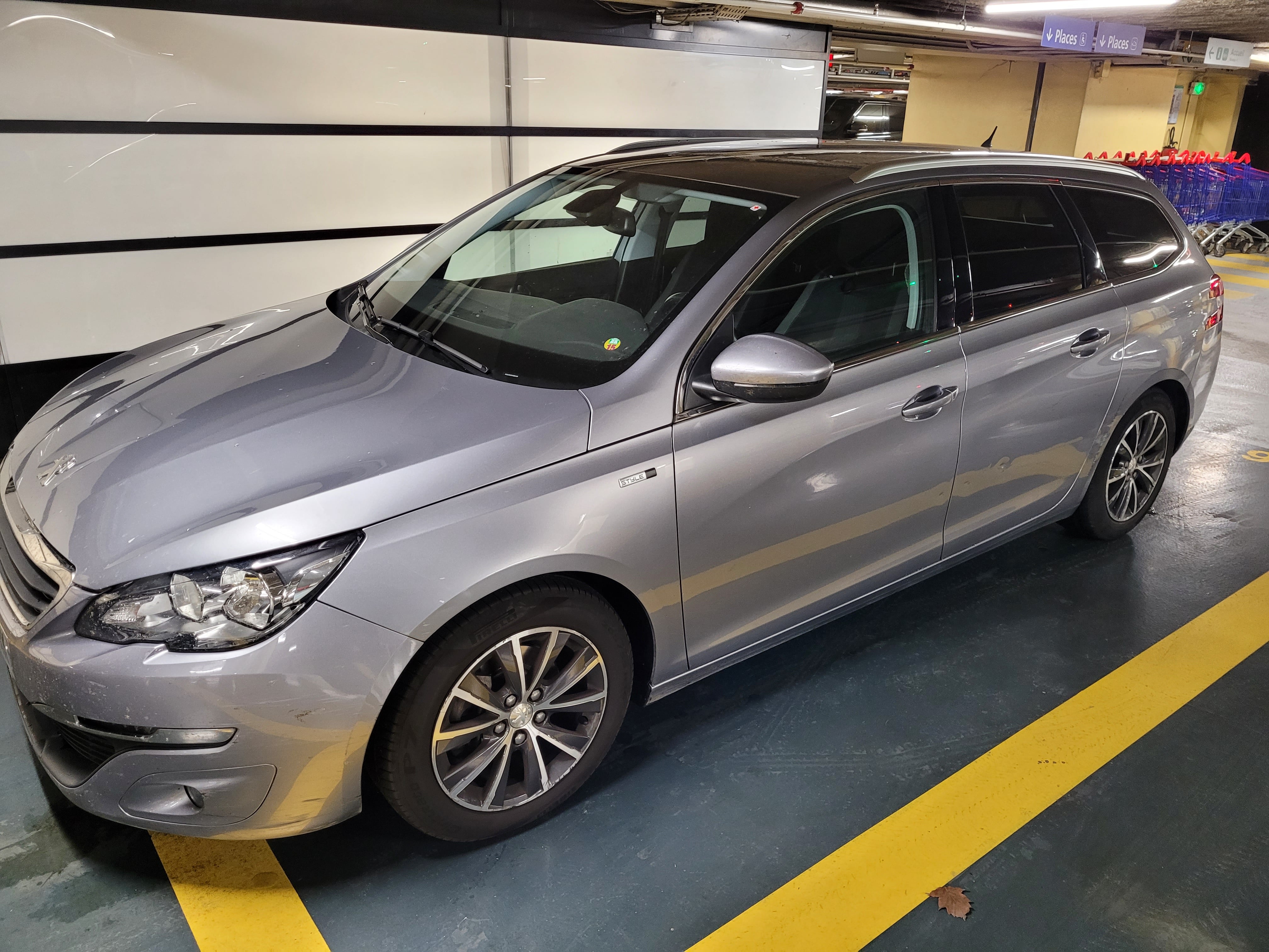 Peugeot 308 SW avec Régulateur de vitesse