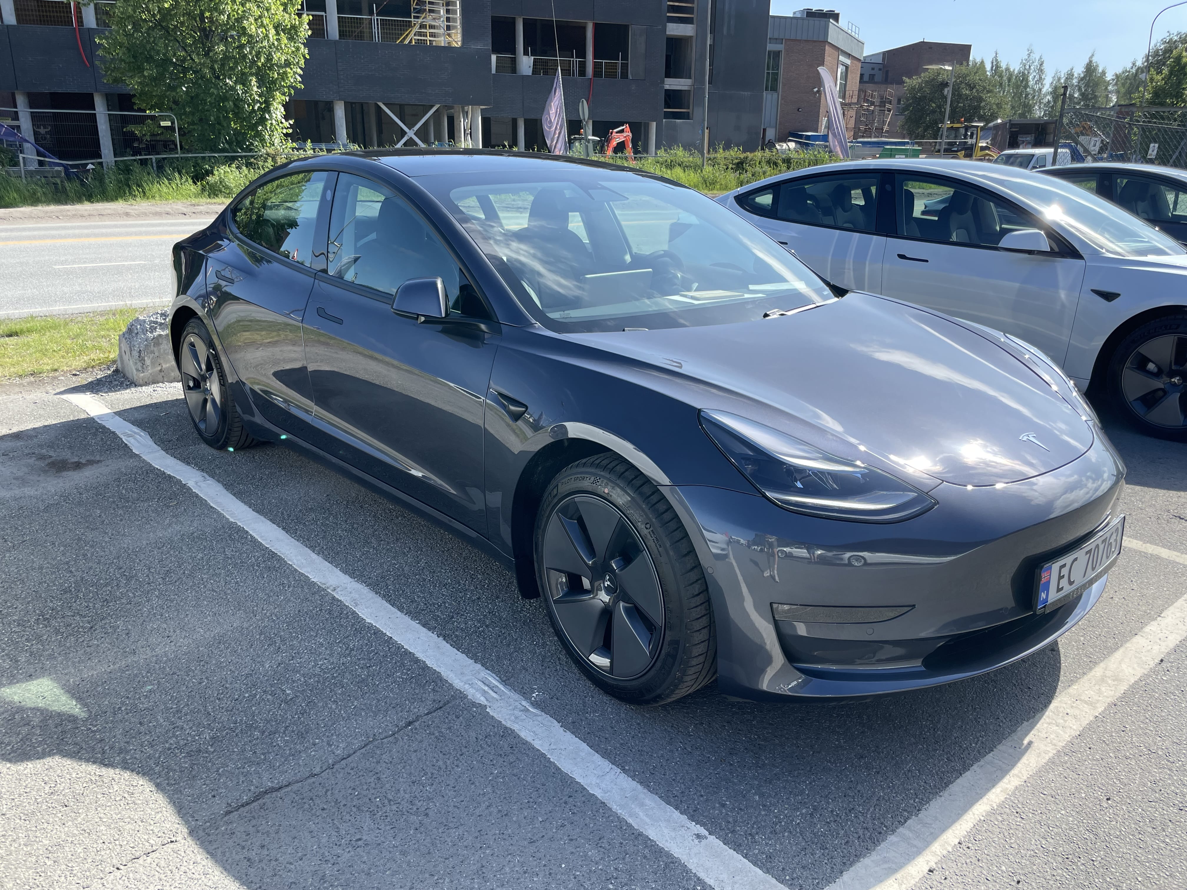 Tesla Model 3 (barneseter tilgjengelig), 2021, Elektrisk, automatisk