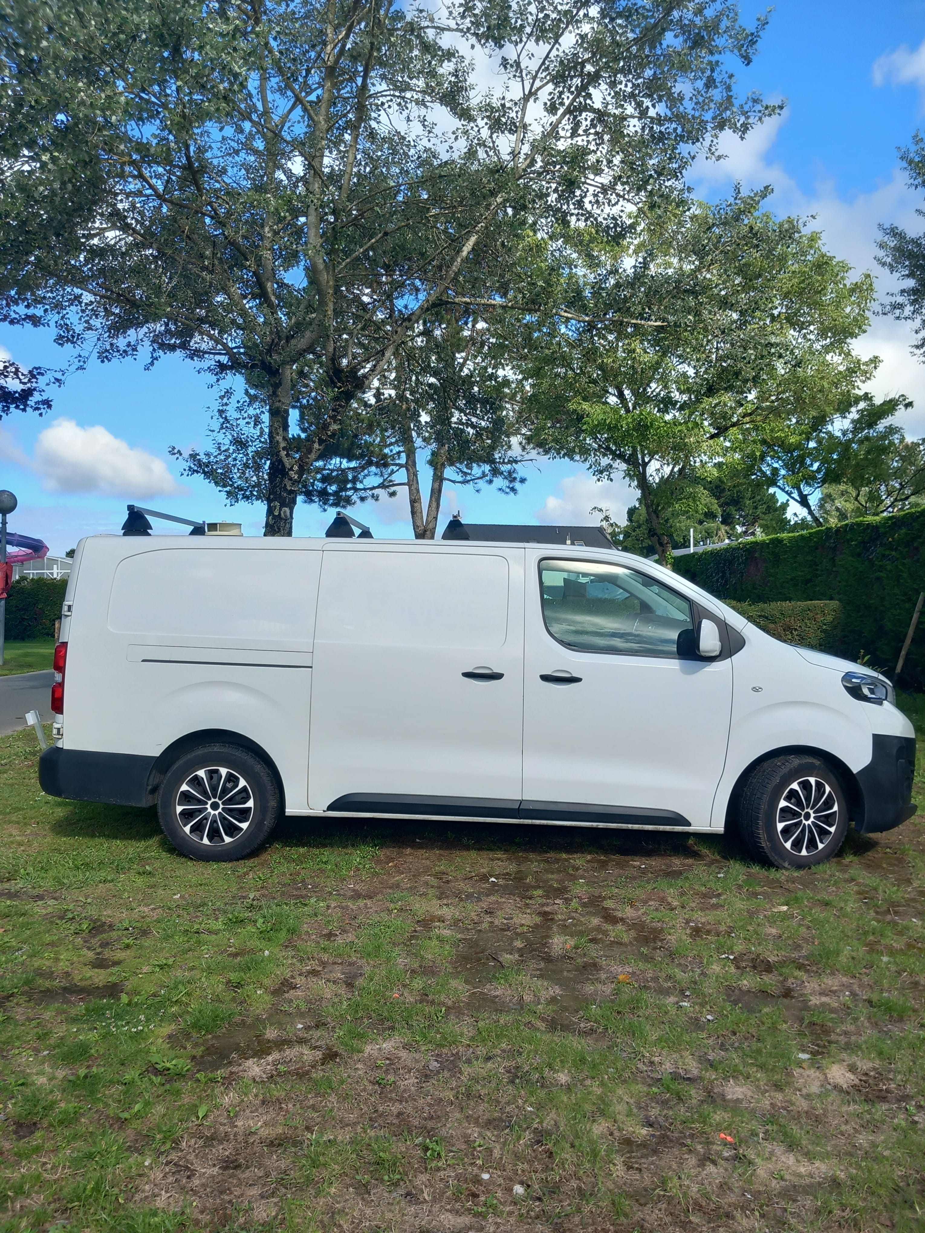 Peugeot Expert avec GPS