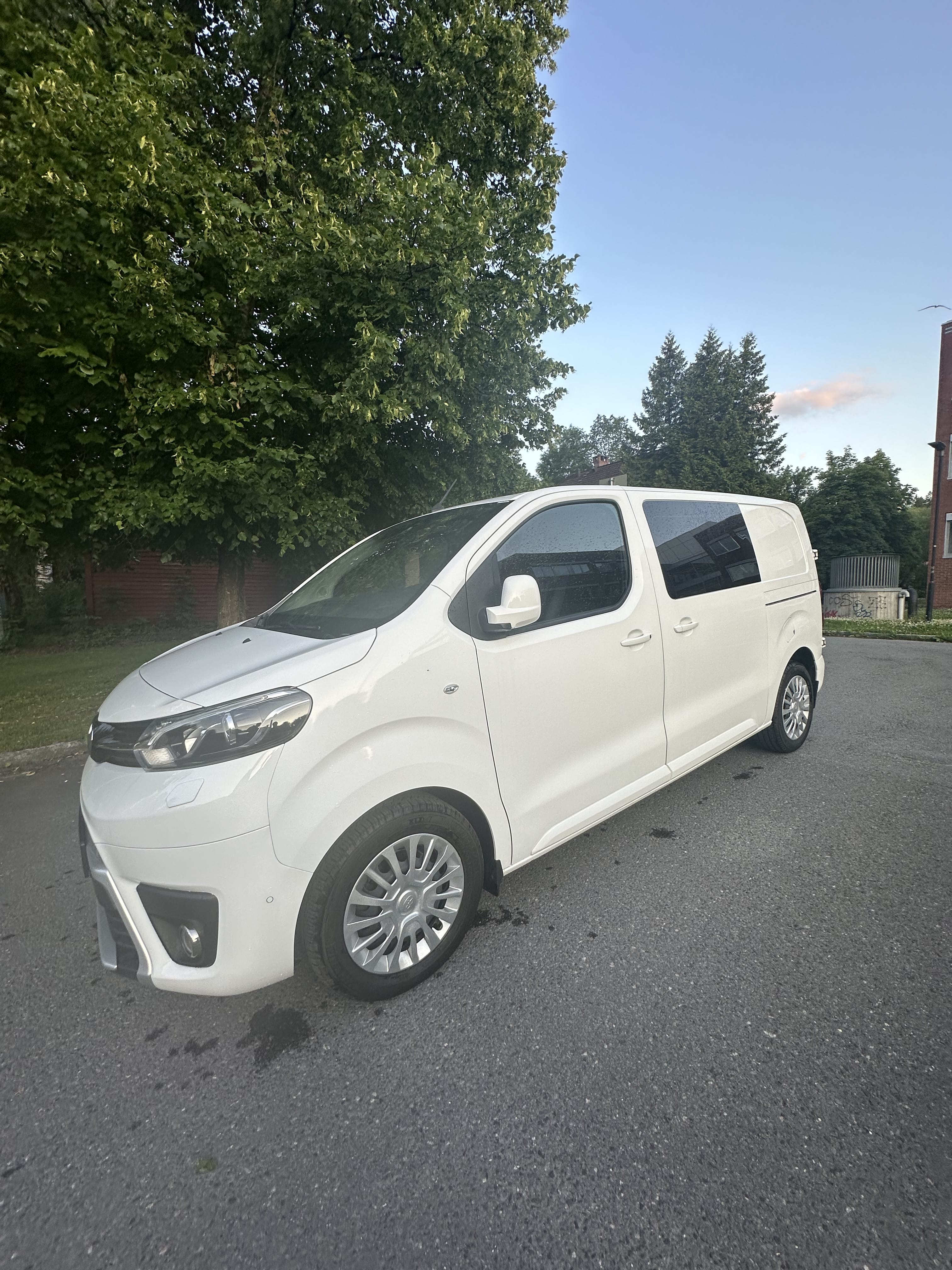 Toyota Proace Varebil 2.0 med Cruisekontroll