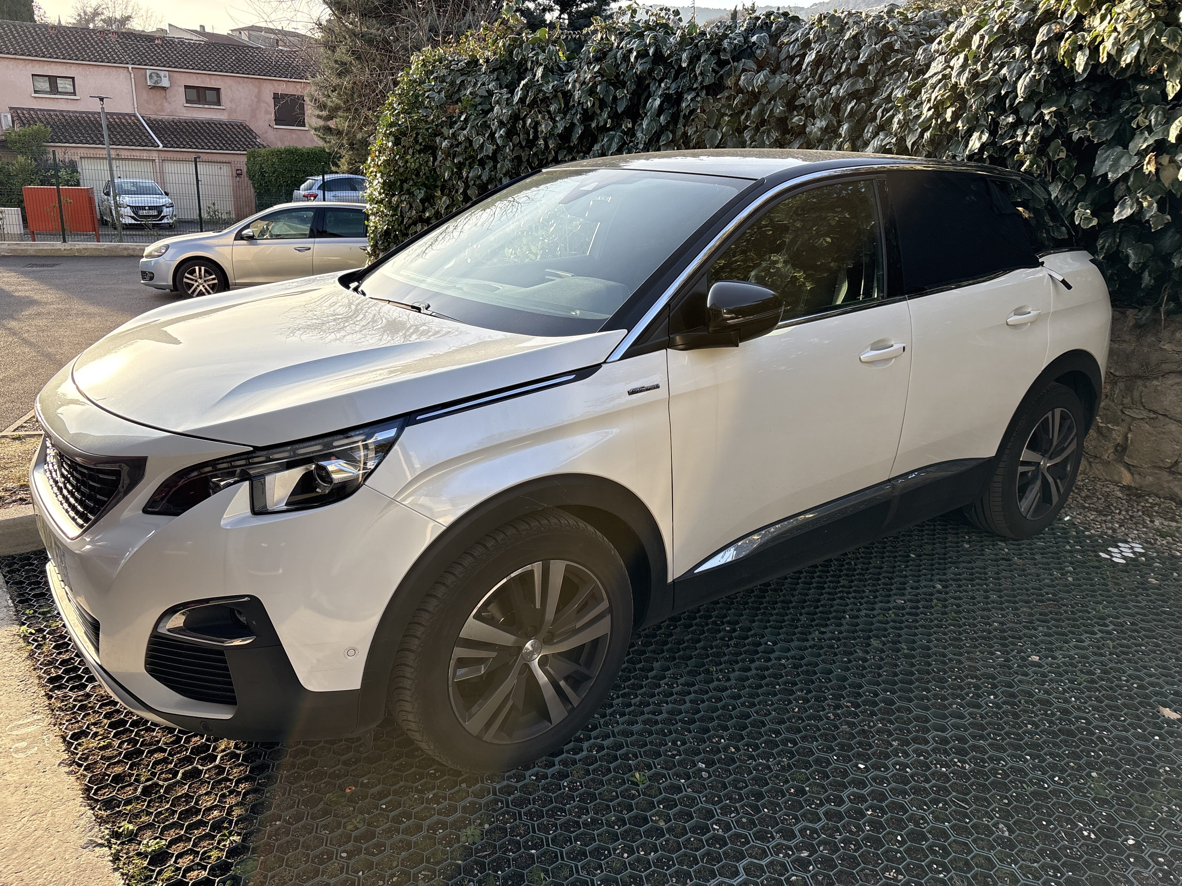 Peugeot 3008, 2018, Essence 95, automatique