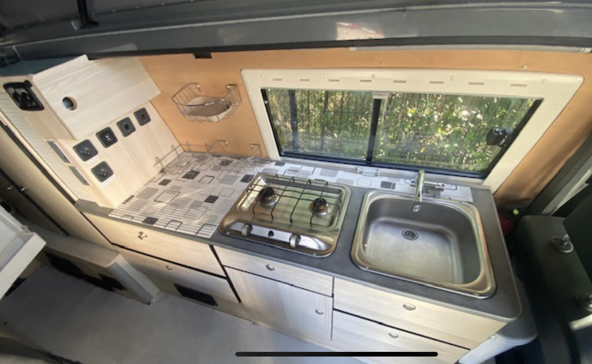 Volkswagen Transporter Camper avec GPS