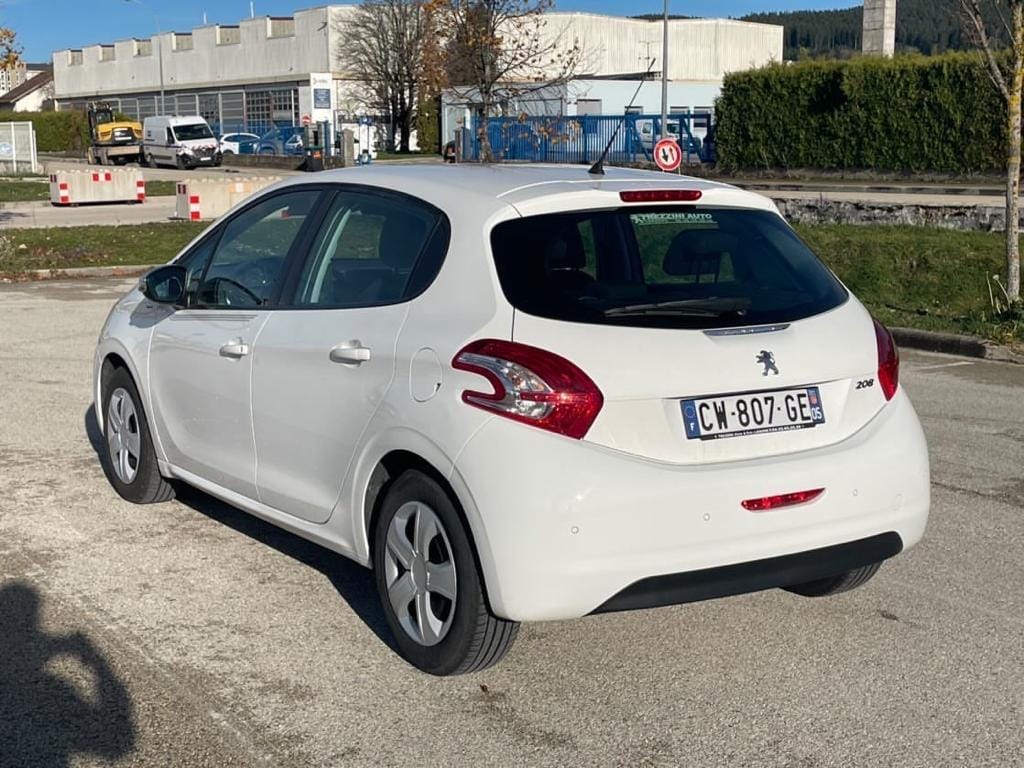 Peugeot 208 1.2 avec Régulateur de vitesse