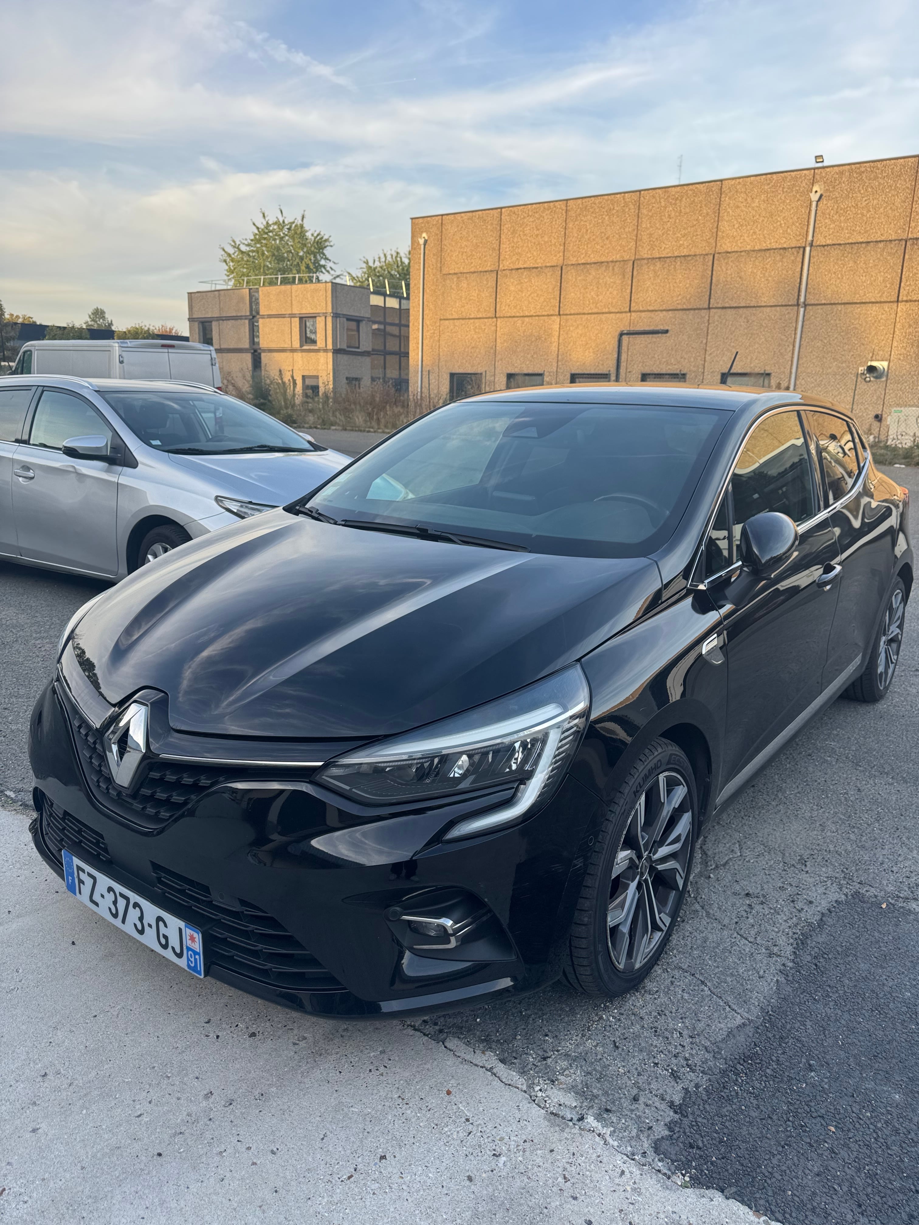 Renault Clio 1.3TCE version one édition full option, 2020, Essence 95, automatique