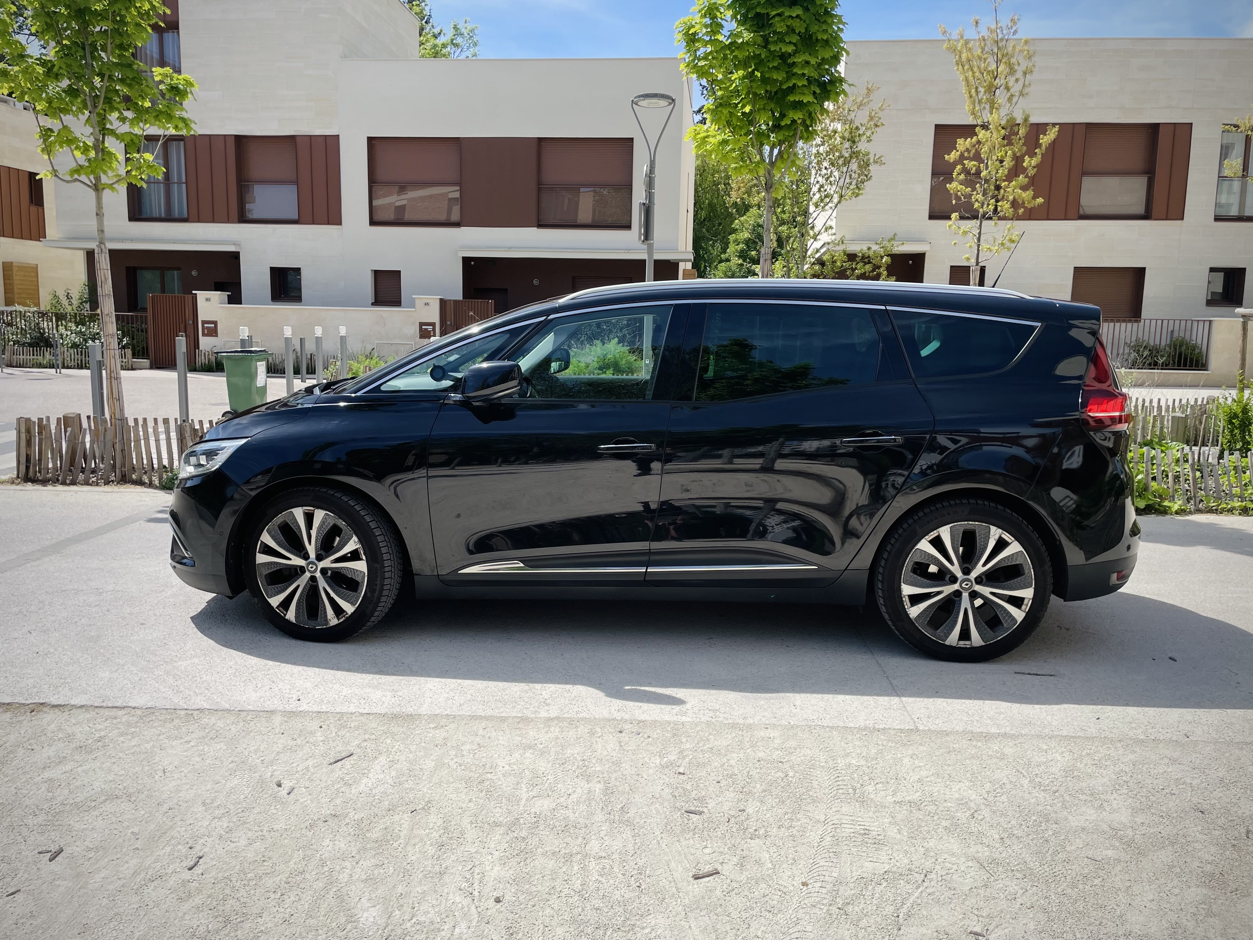 Renault Grand Scenic avec Climatisation