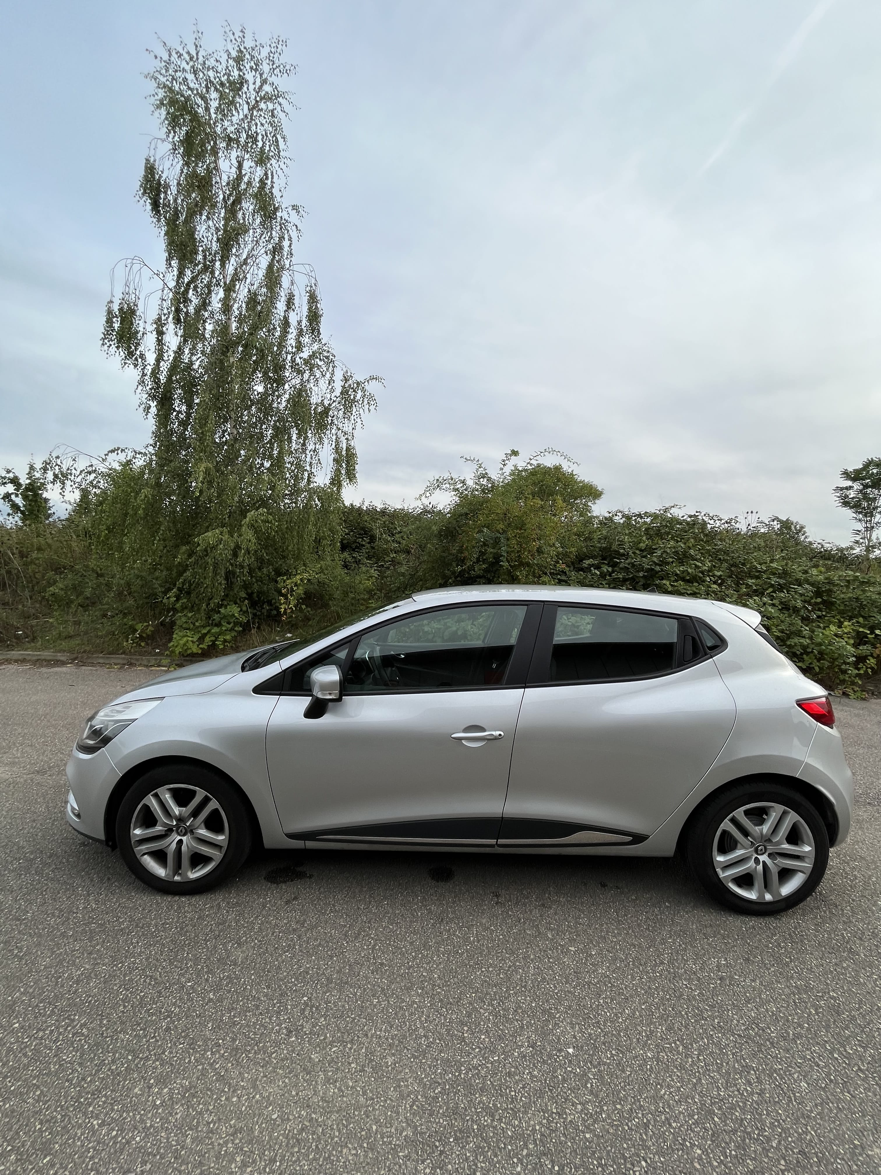 Renault Clio avec Climatisation
