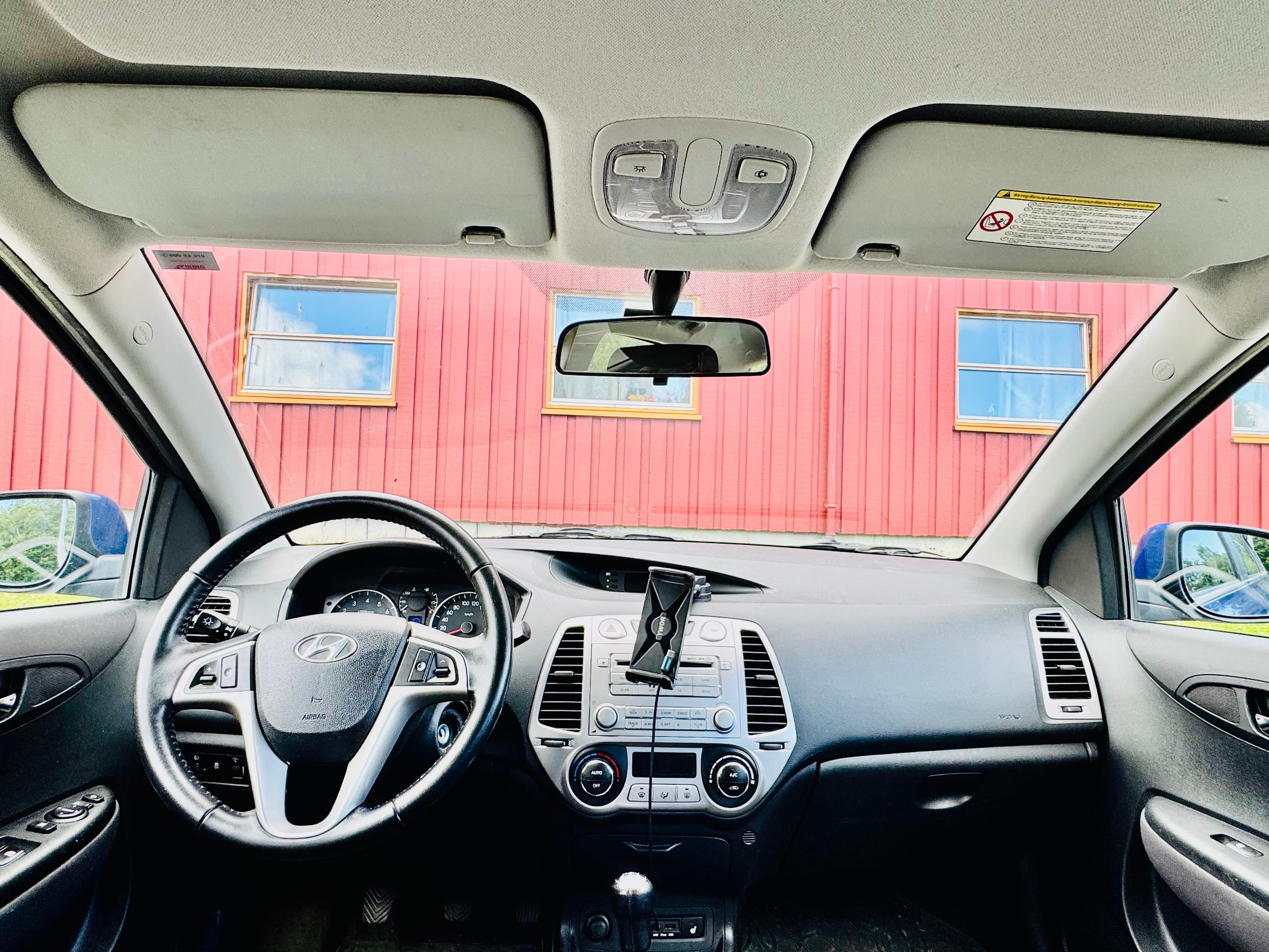 Hyundai i20 med Bilradio