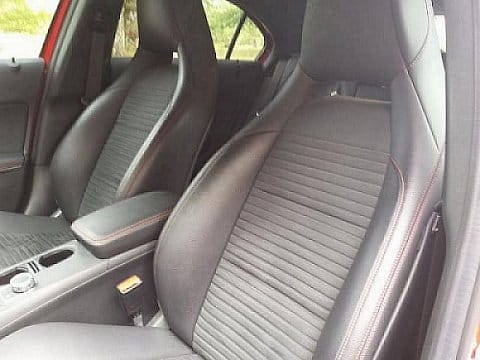 Mercedes Classe A Pack AMG avec Siège bébé