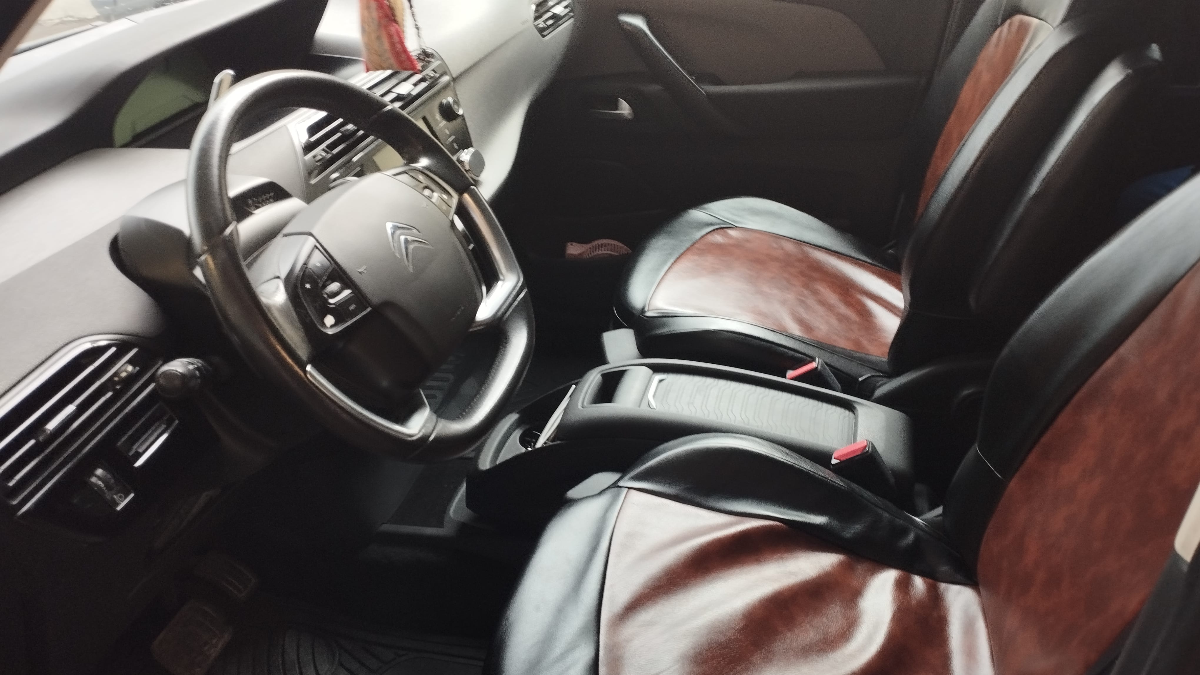 Citroen C4 Grand Picasso avec GPS