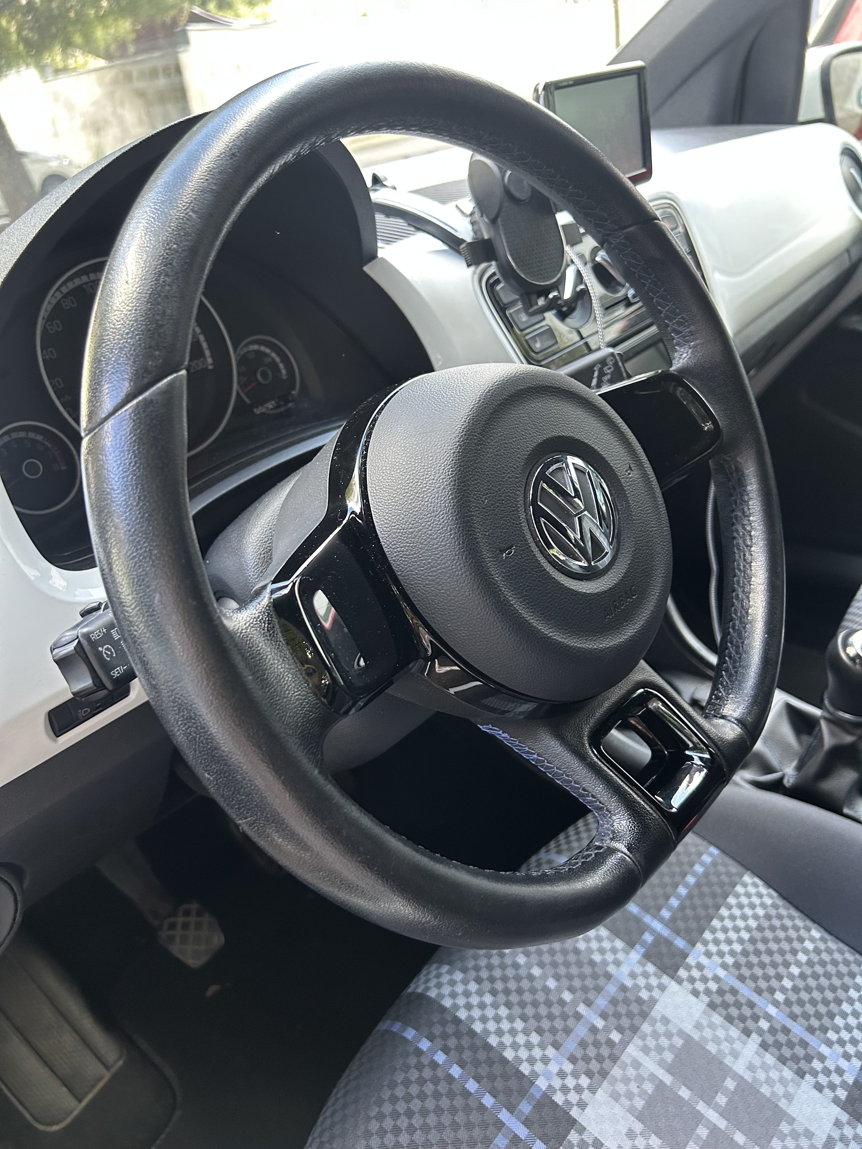 Volkswagen Up! avec Régulateur de vitesse