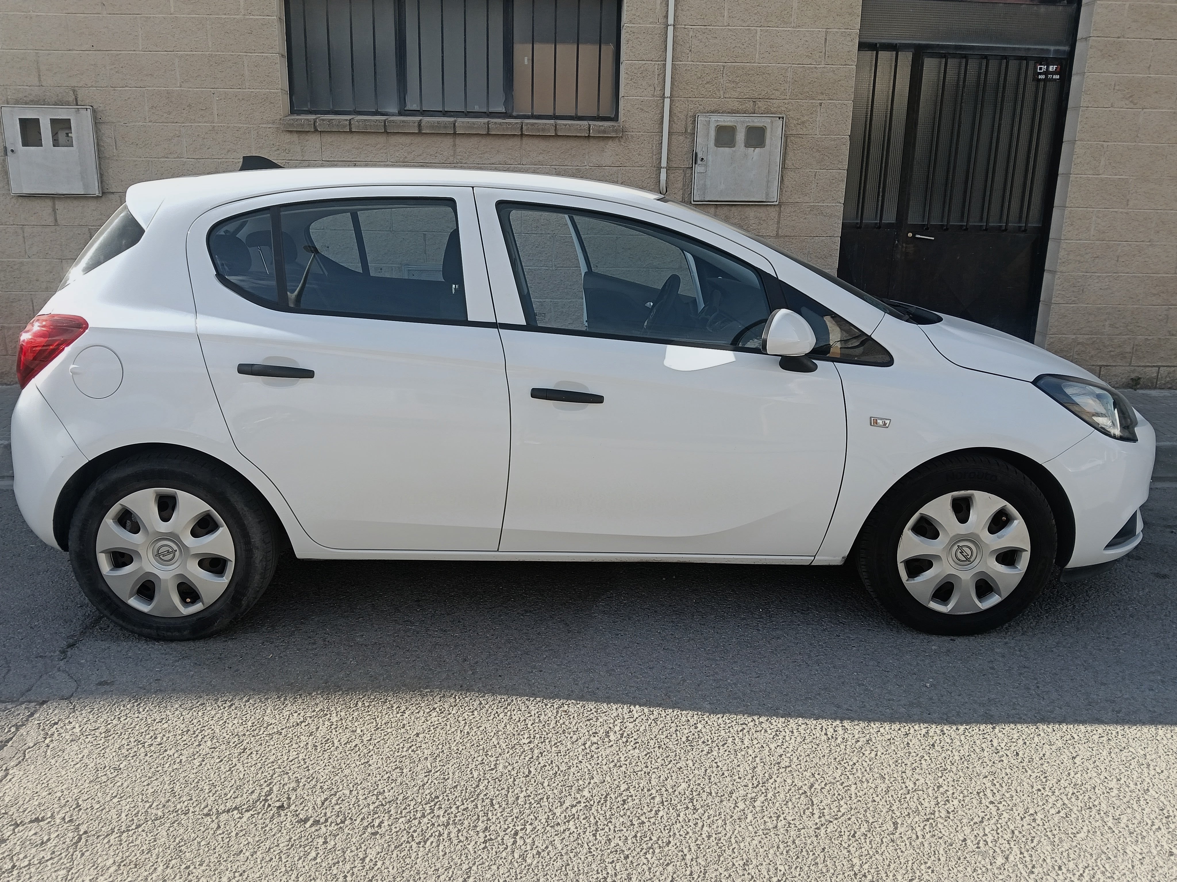 Opel Corsa con Aire acondicionado