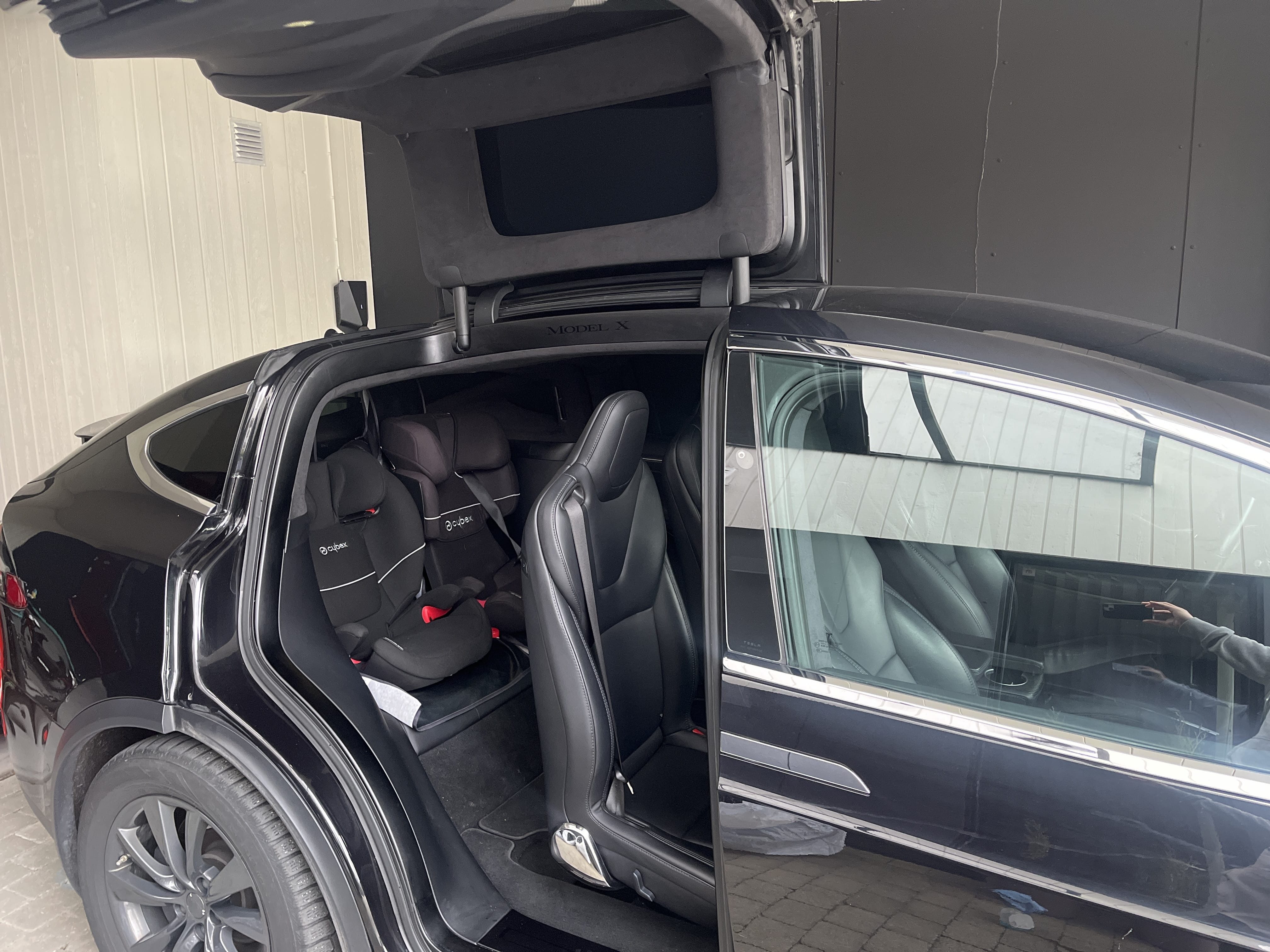 Tesla Model X med Aircondition