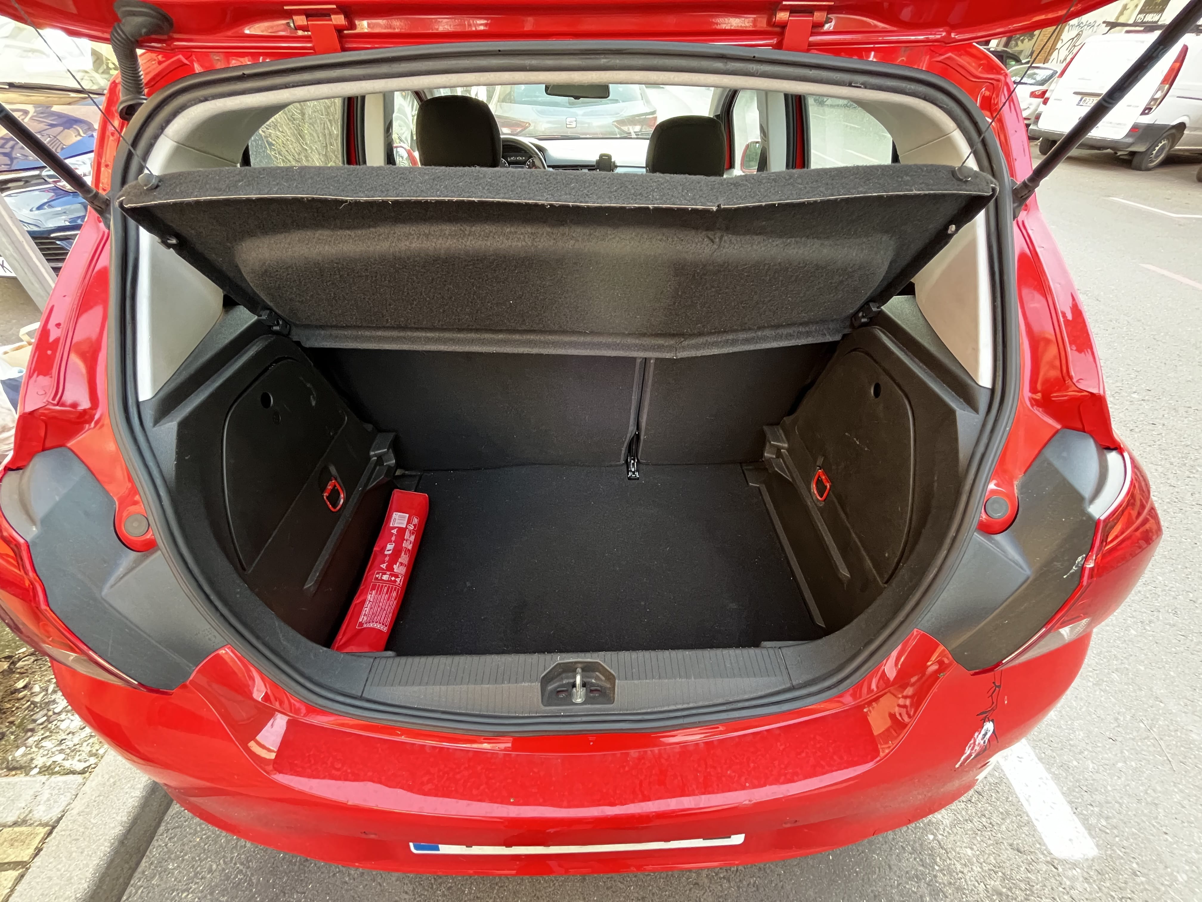 Opel Corsa con Entrada de Audio/iPod