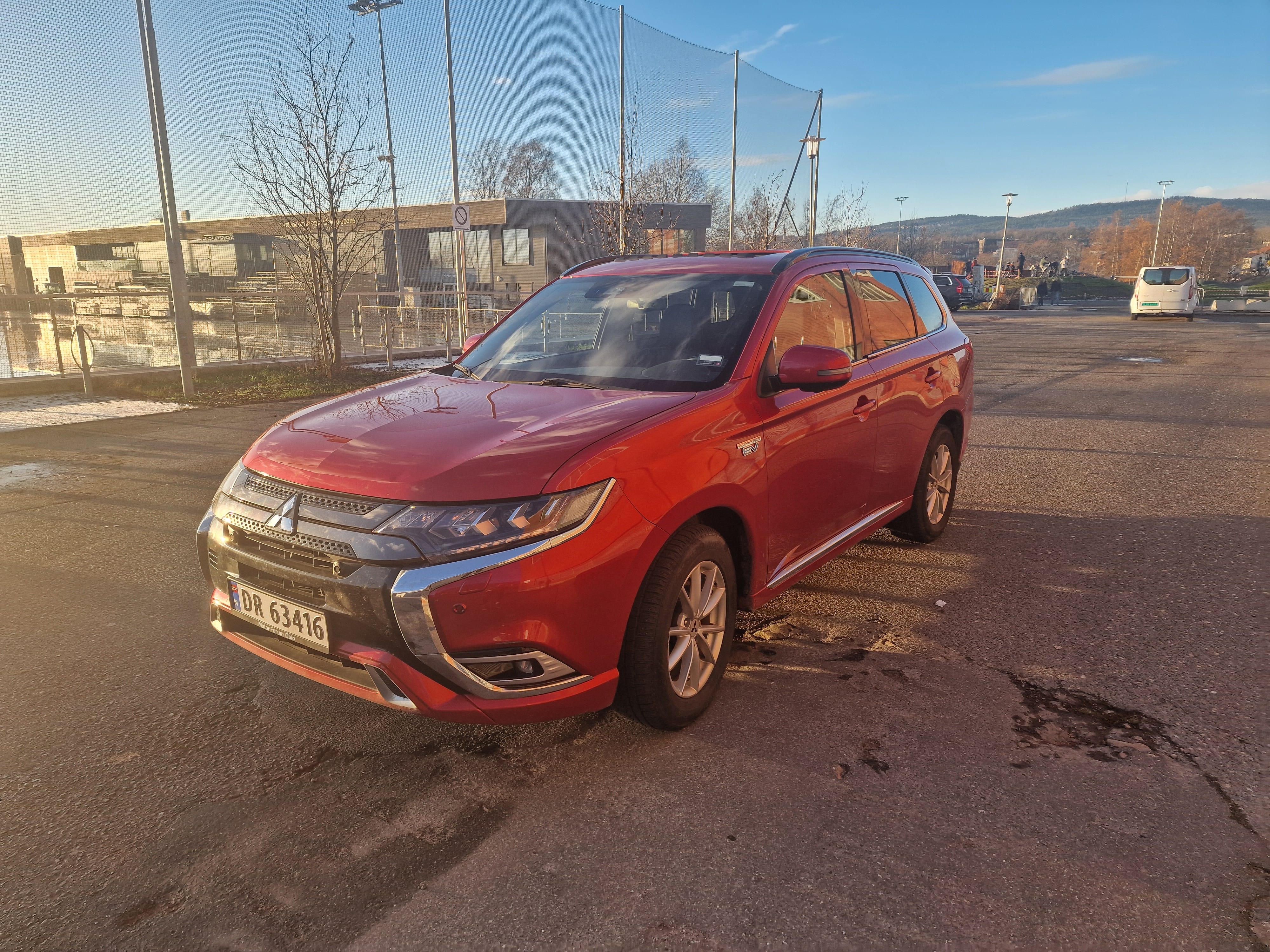 Mitsubishi Outlander SE 5 S PHEV 2.4 WD SE, 2019, Blyfri 95 / Elektrisk (hybrid), automatisk