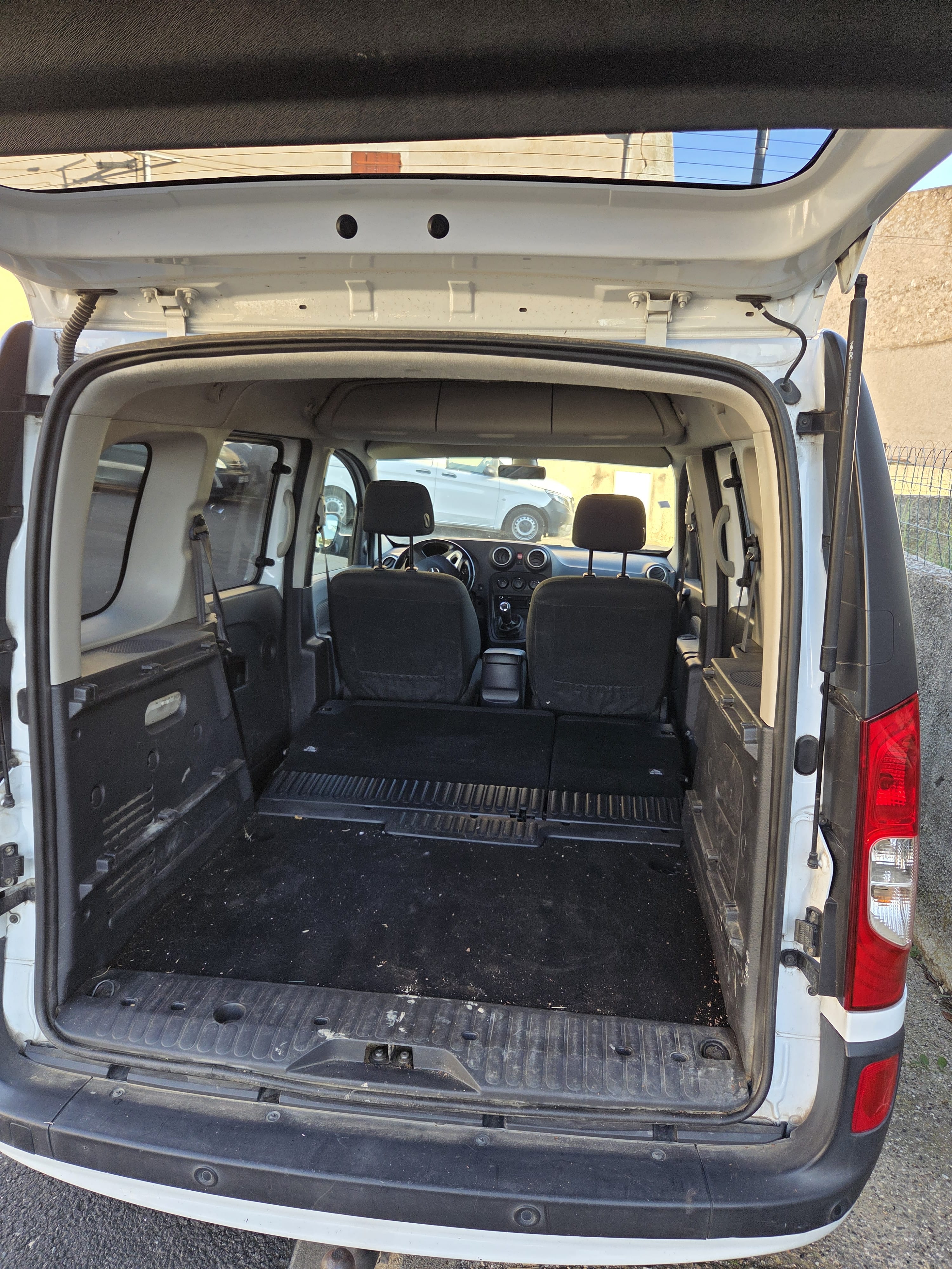 Mercedes-Benz Citan avec Entrée audio / iPod