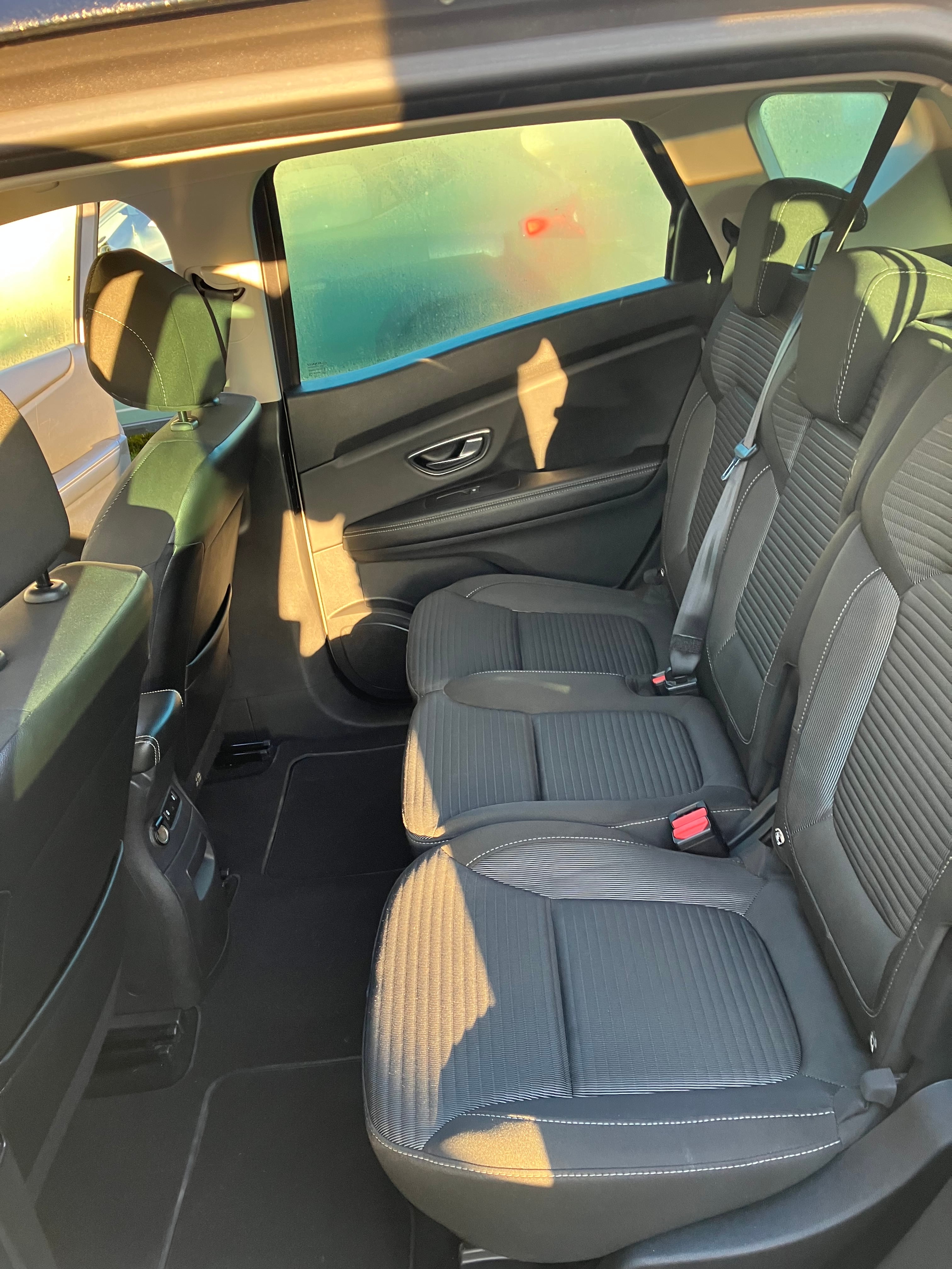 Renault Scenic 1,5 dci avec Apple CarPlay