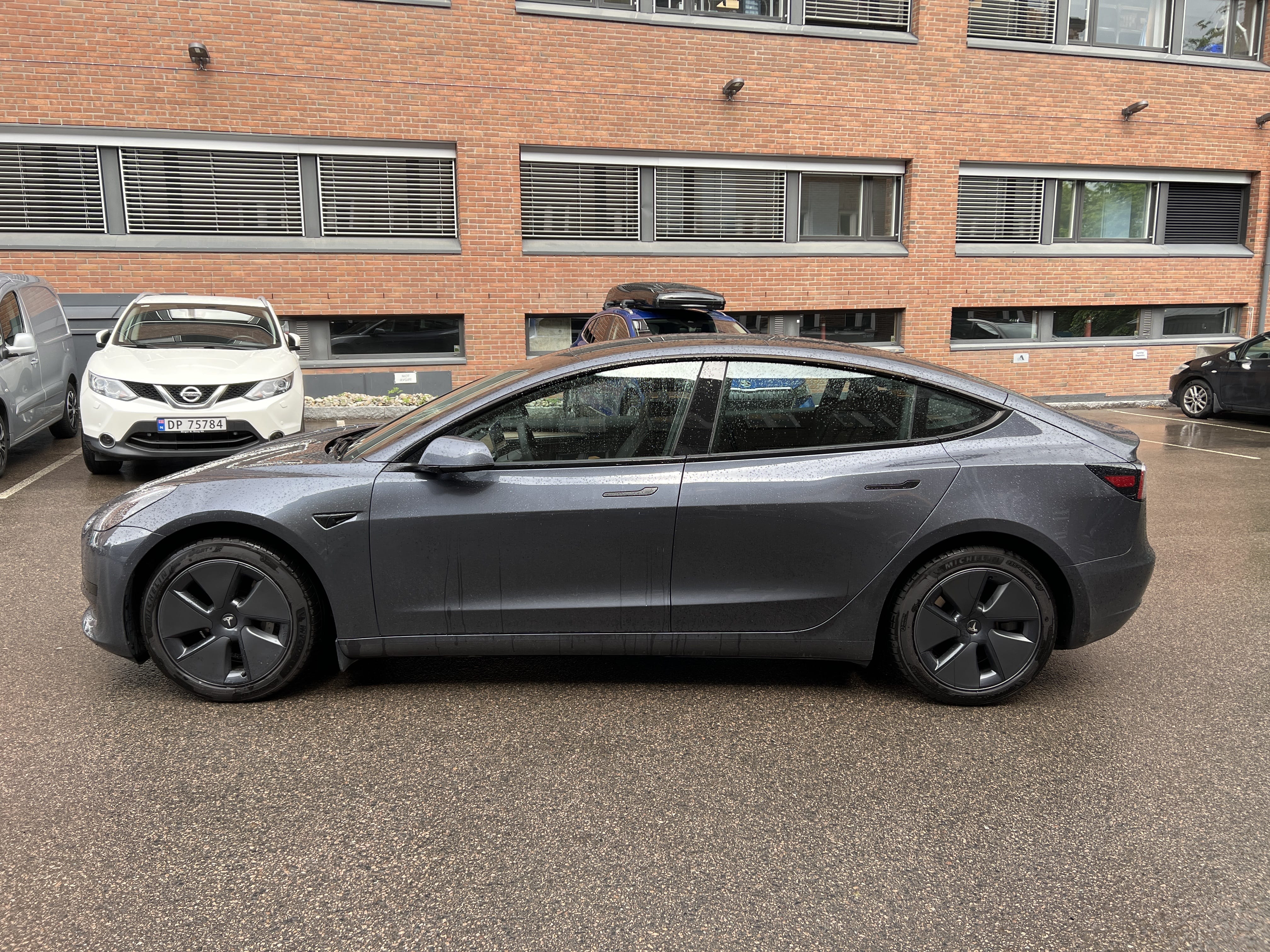 Tesla Model 3 with Air conditioning