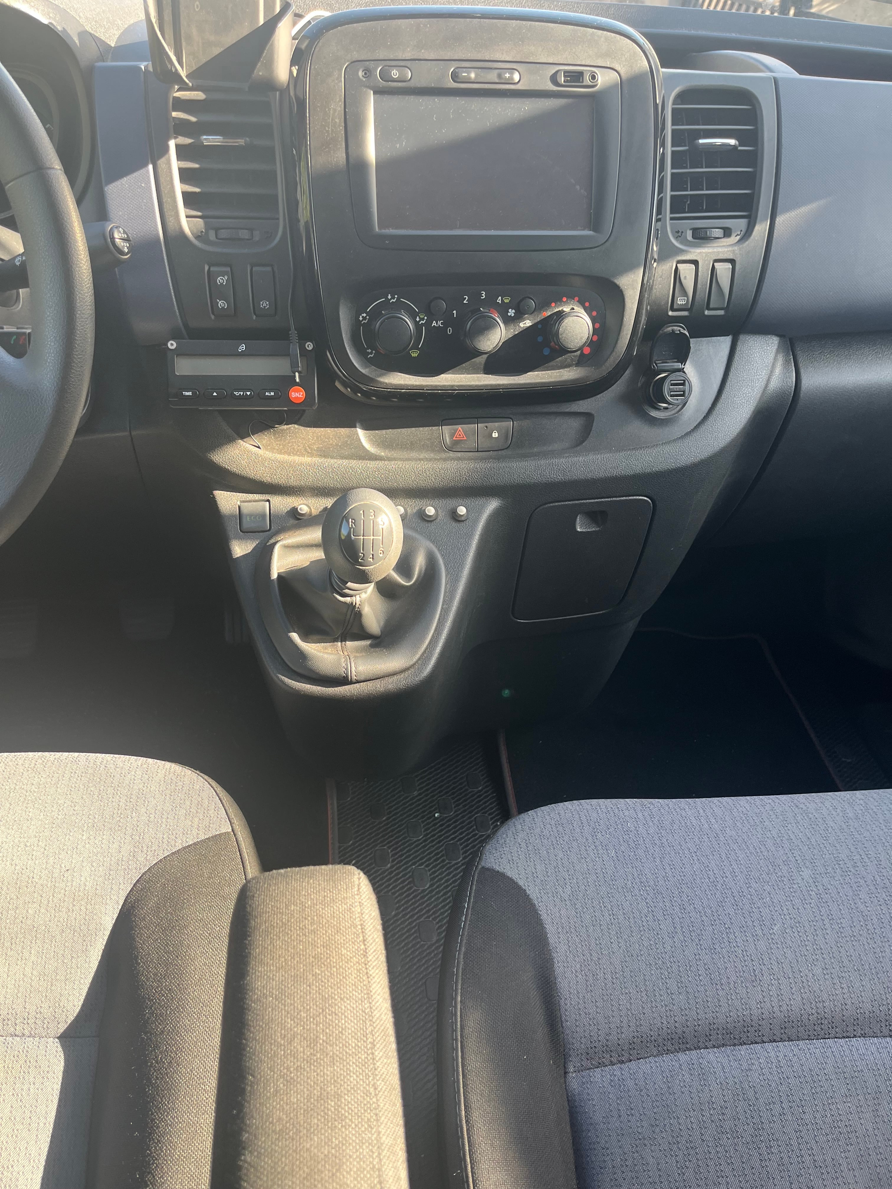 Opel Vivaro Combi avec Caméra de recul