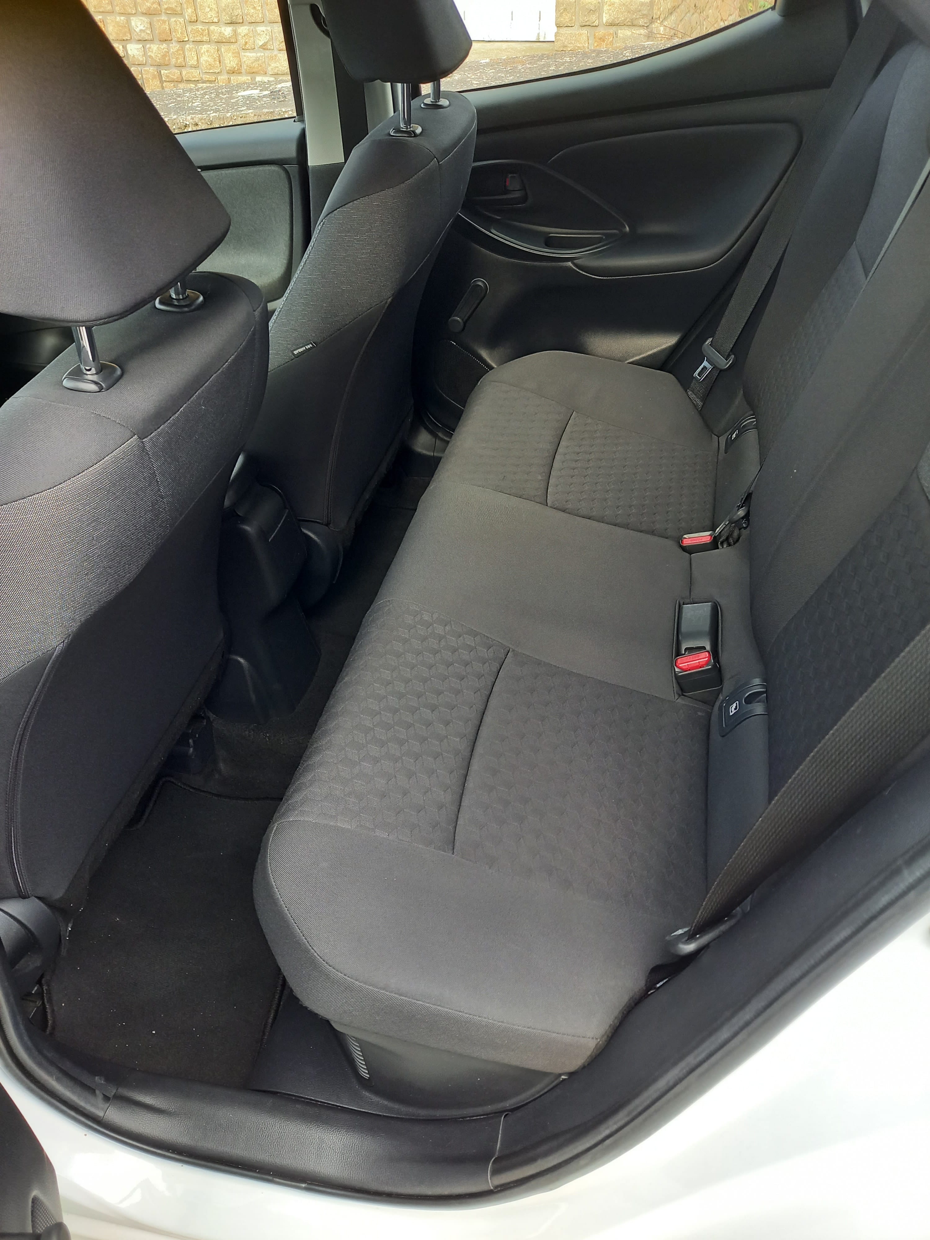 Toyota Yaris Hybride Boîte automatique avec Siège bébé