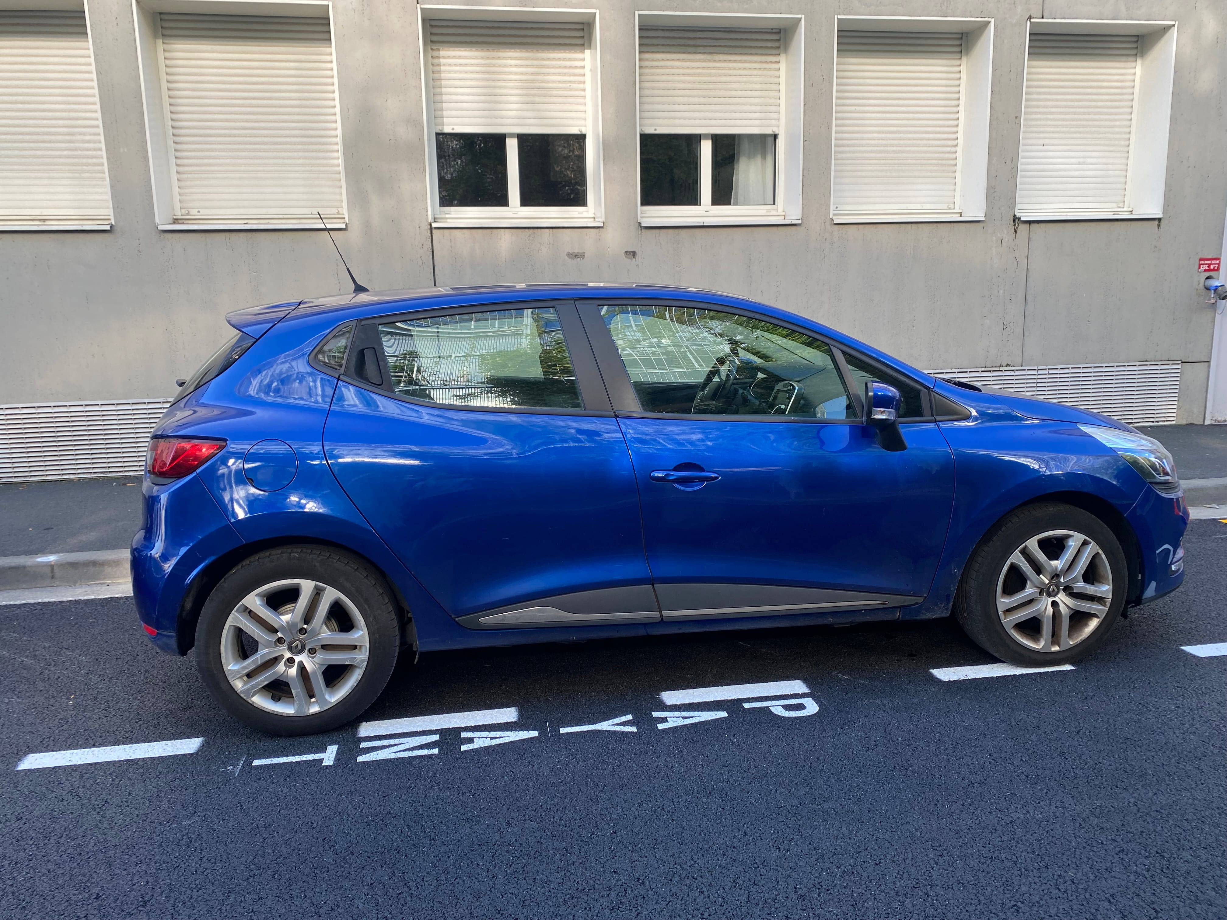 Renault Clio avec Climatisation