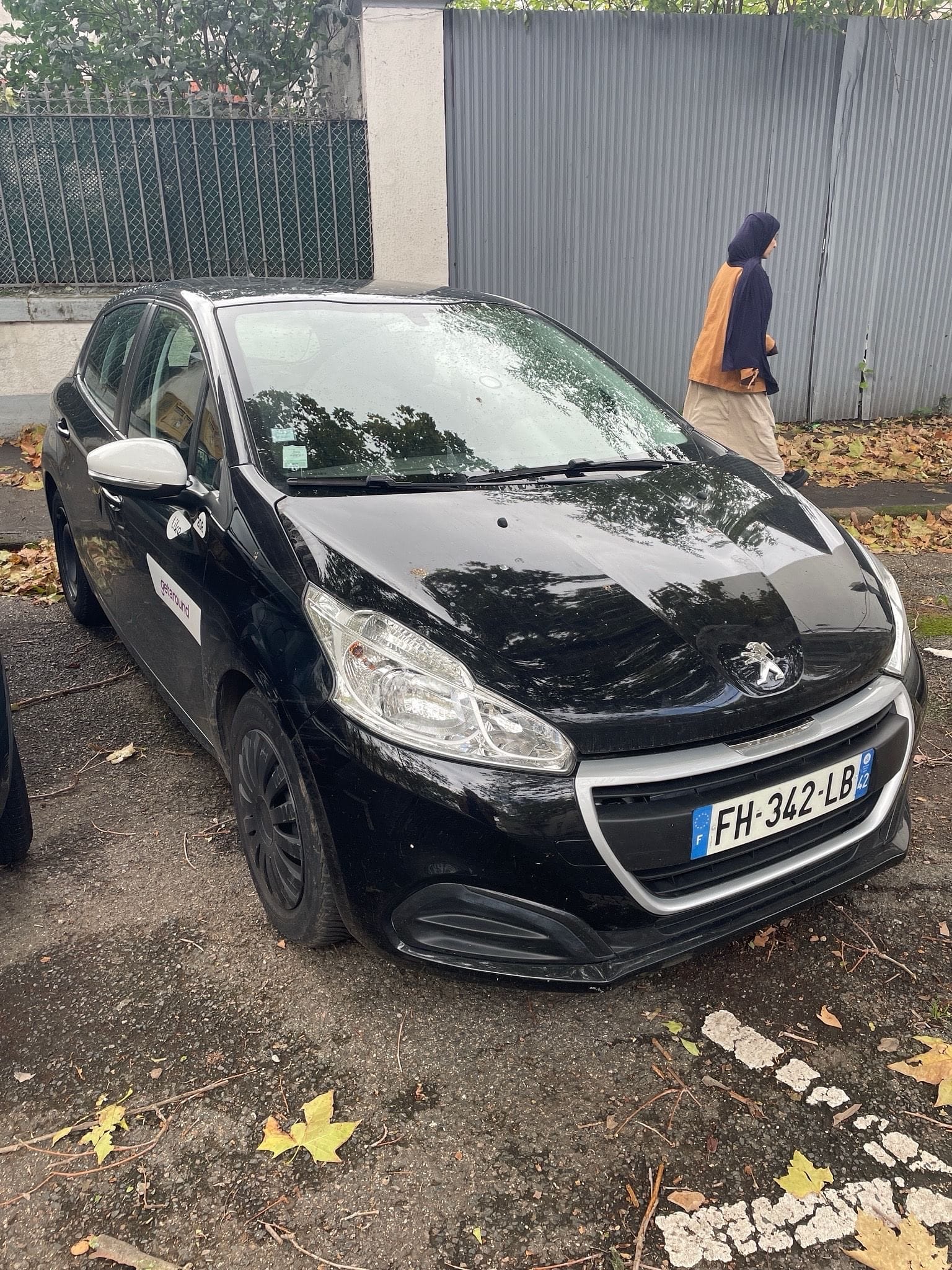 Peugeot 208 Connecté 24h/24h, 2019, Essence 95