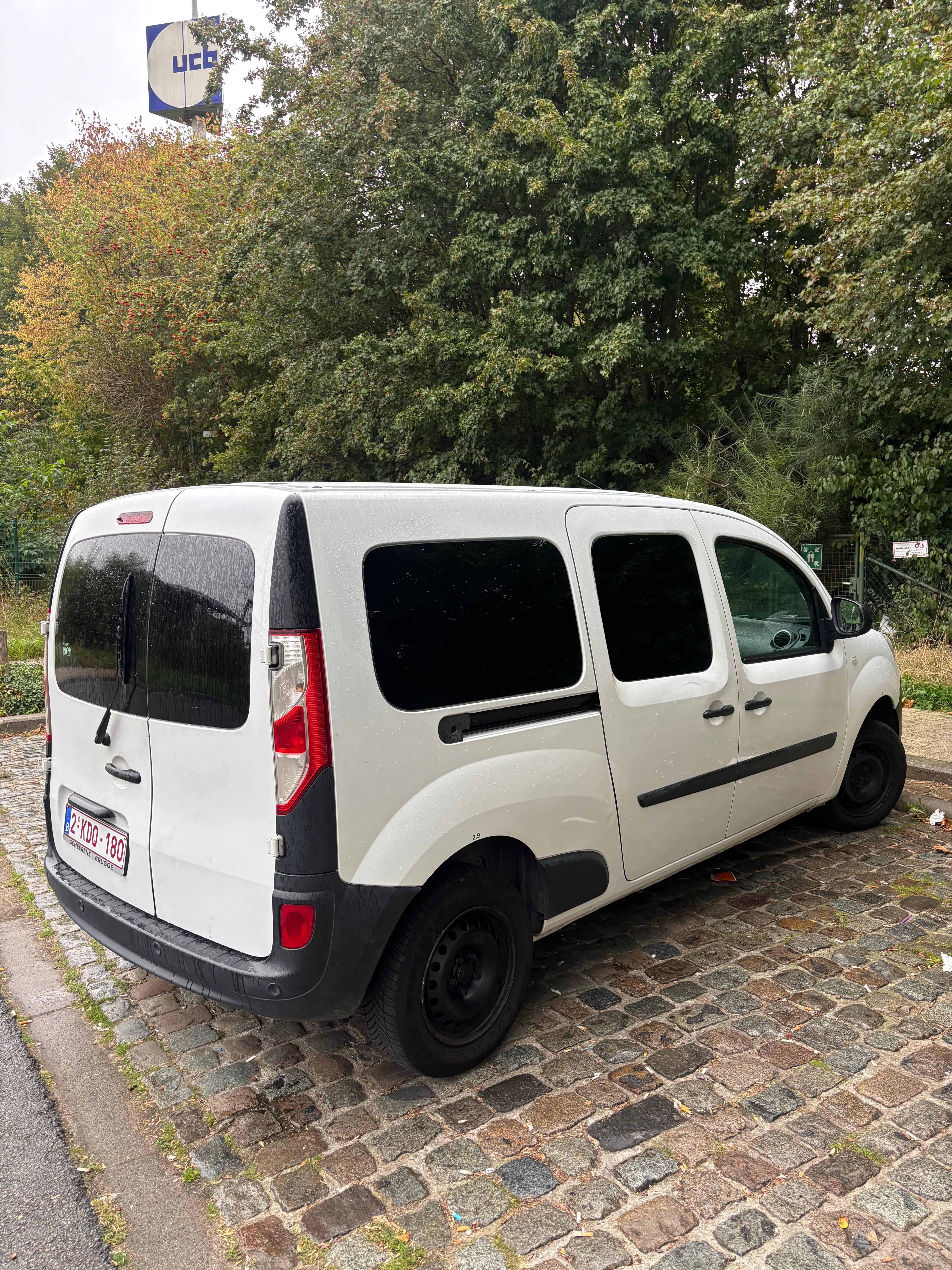 Renault Kangoo Fourgon 1.5 DCI avec GPS