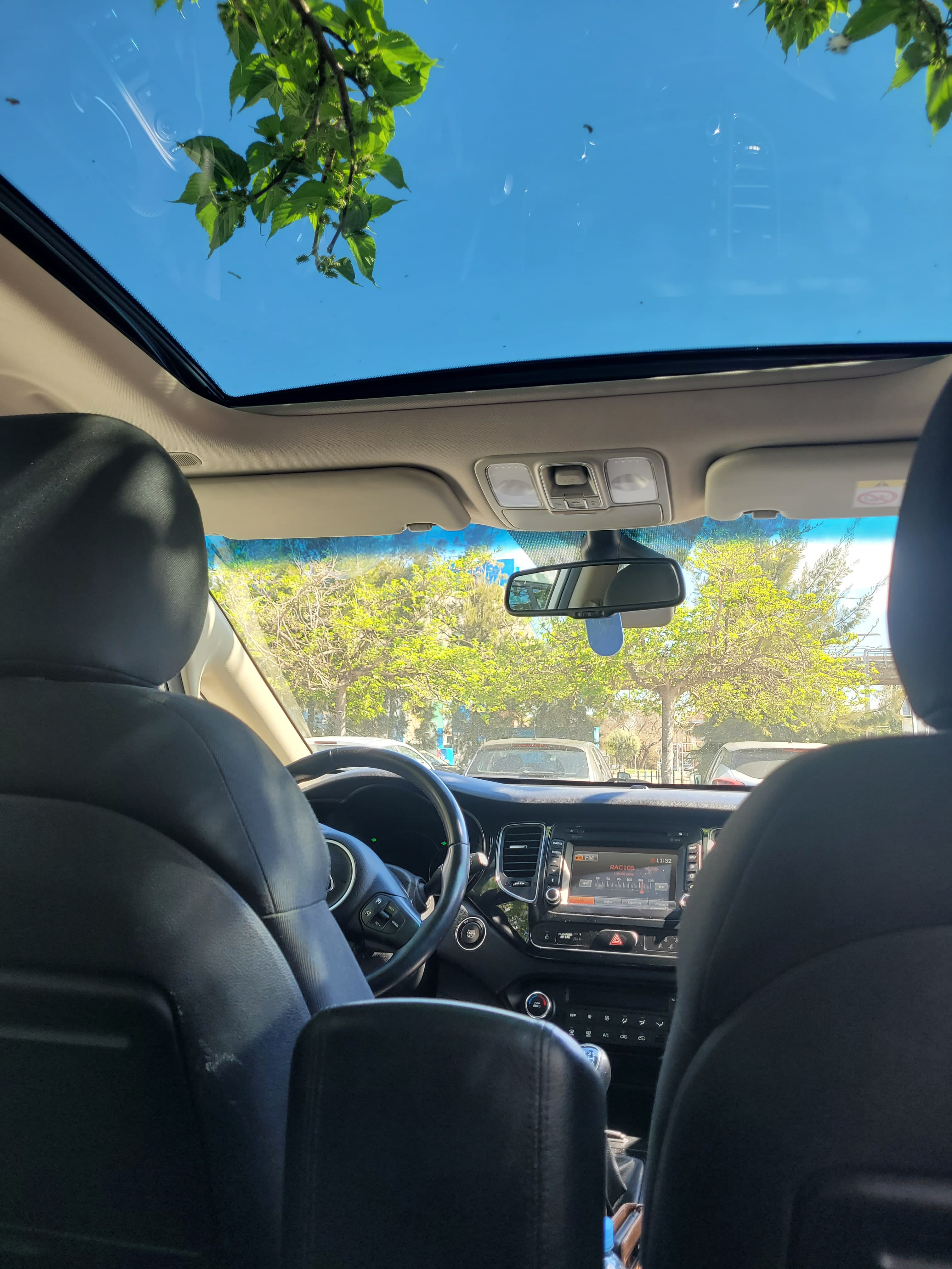 Kia Carens con GPS